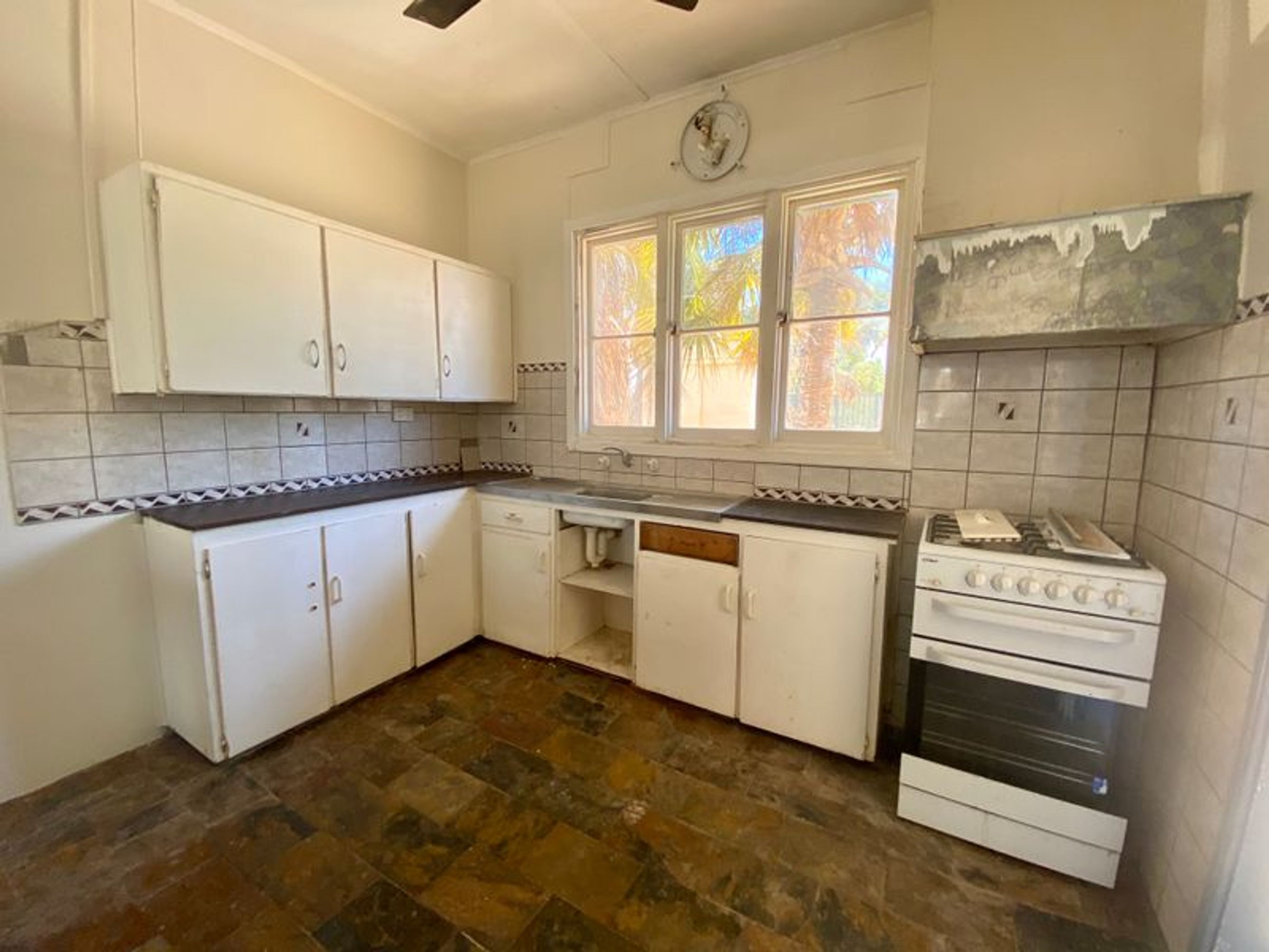 24 Corboys Place, South Hedland, South Hedland - Thumbnail 5