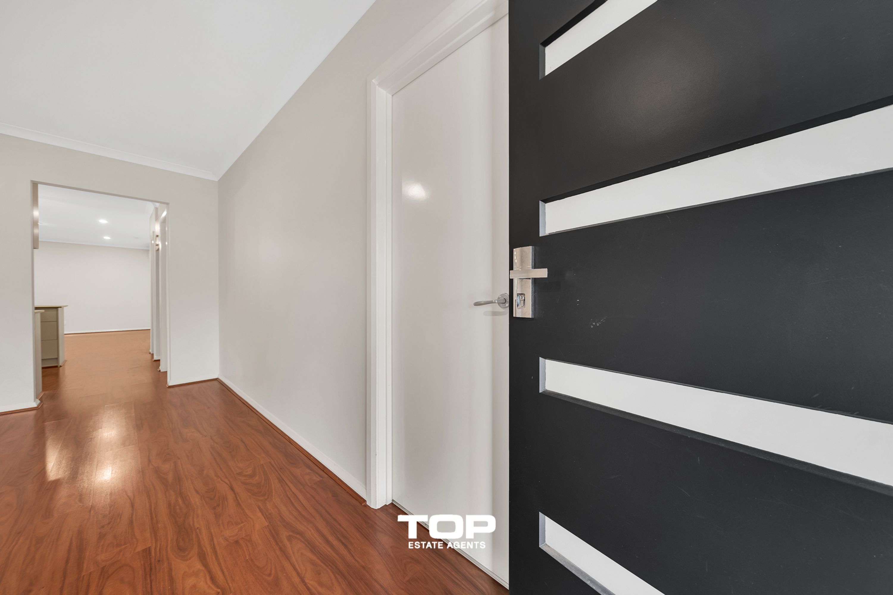 5 Penshurst Crescent, Officer - Thumbnail 3