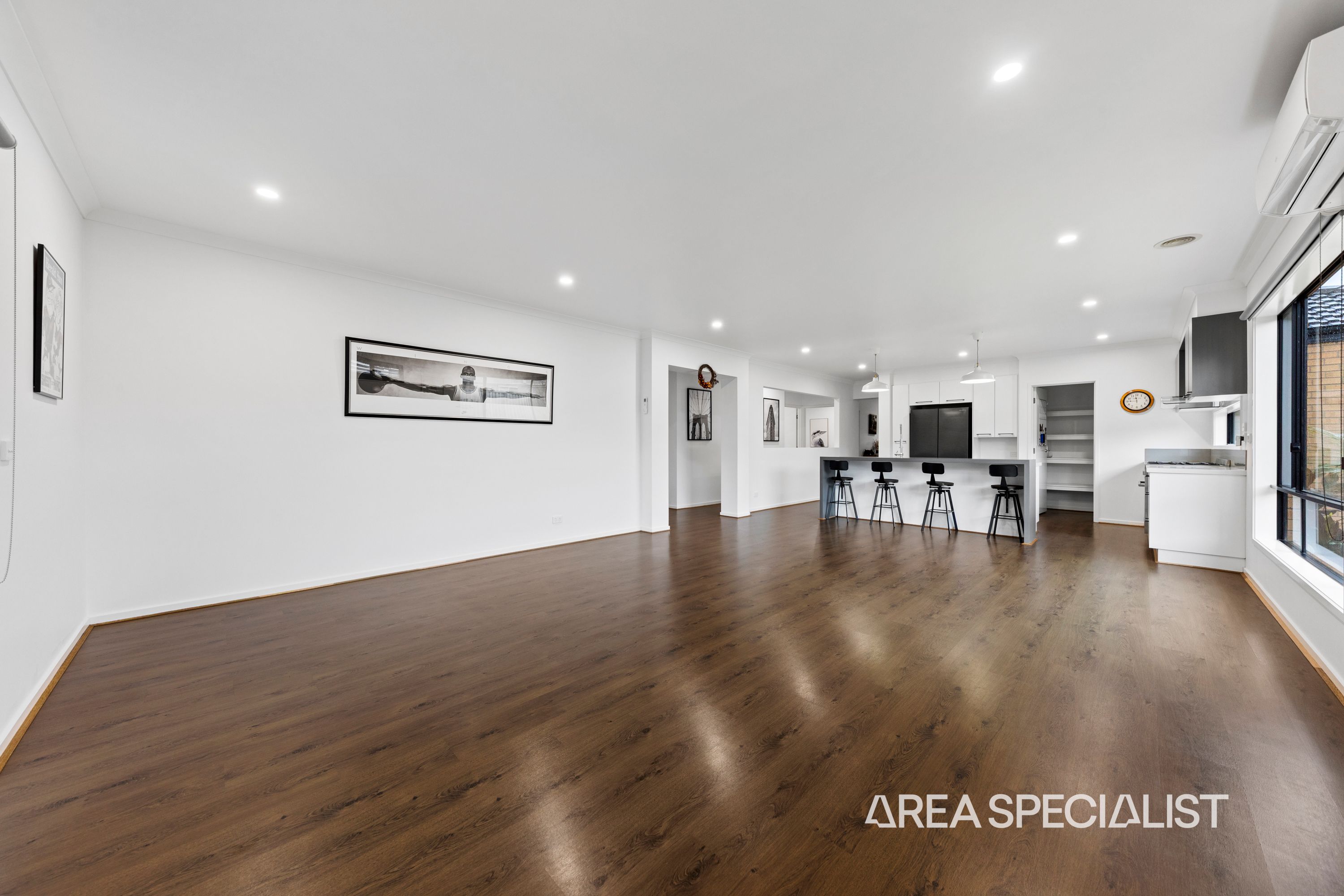 4 Viewgrand Drive, Pakenham - Thumbnail 4