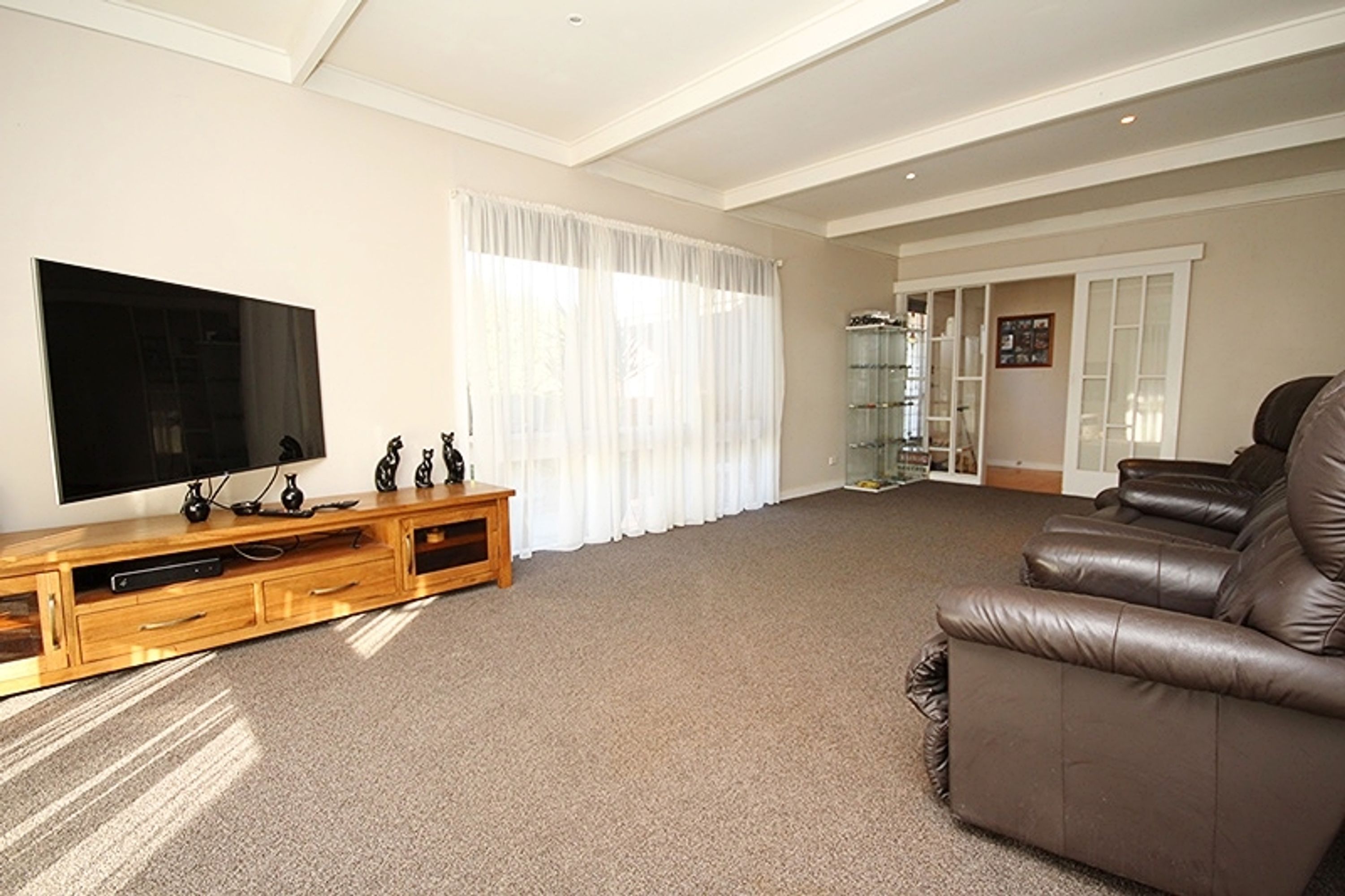 39 Alexander Avenue, Horsham VIC 3400, Horsham - Thumbnail 3