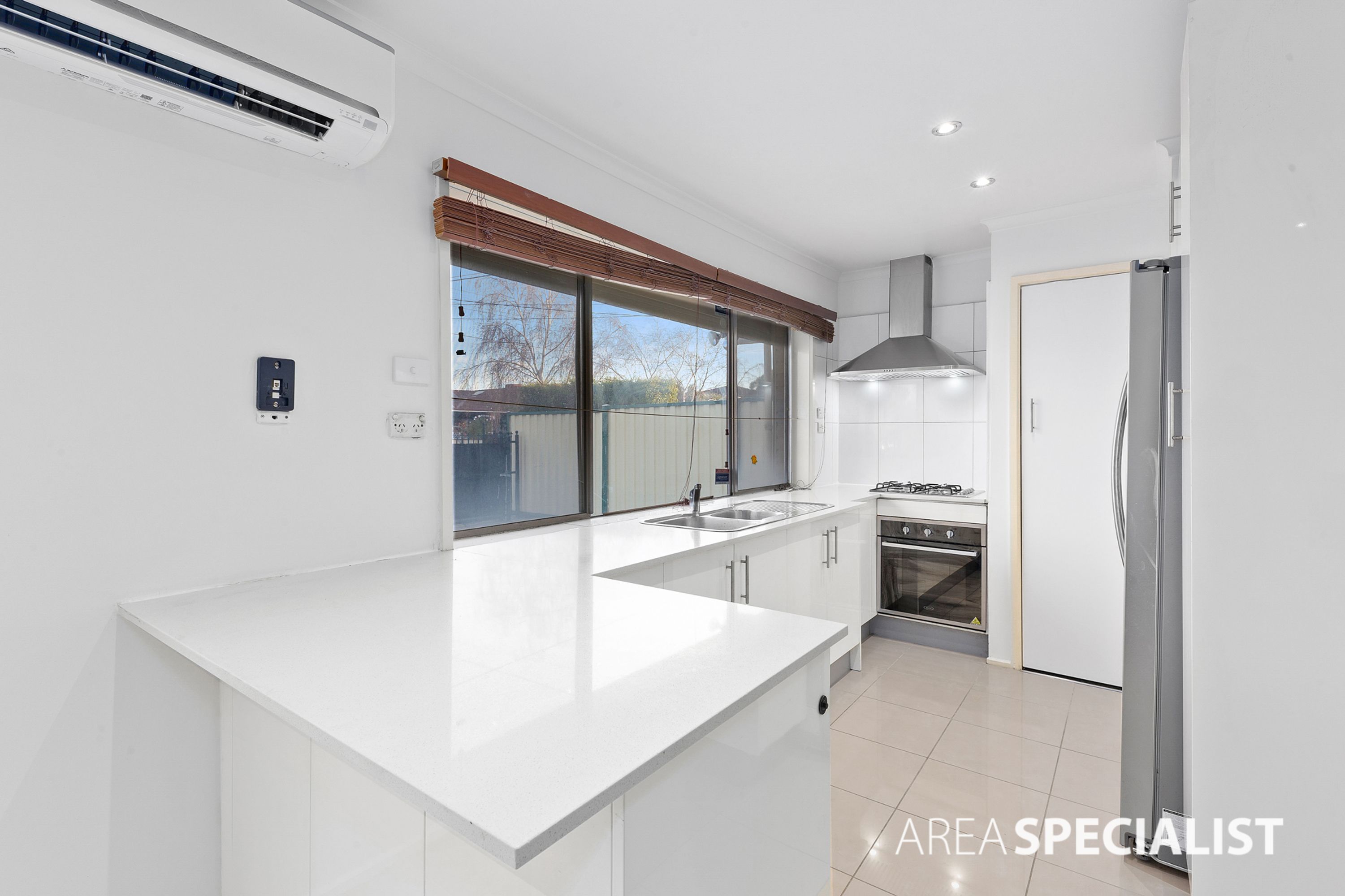 31 Camelot Drive, Albanvale VIC 3021, Albanvale - Thumbnail 7
