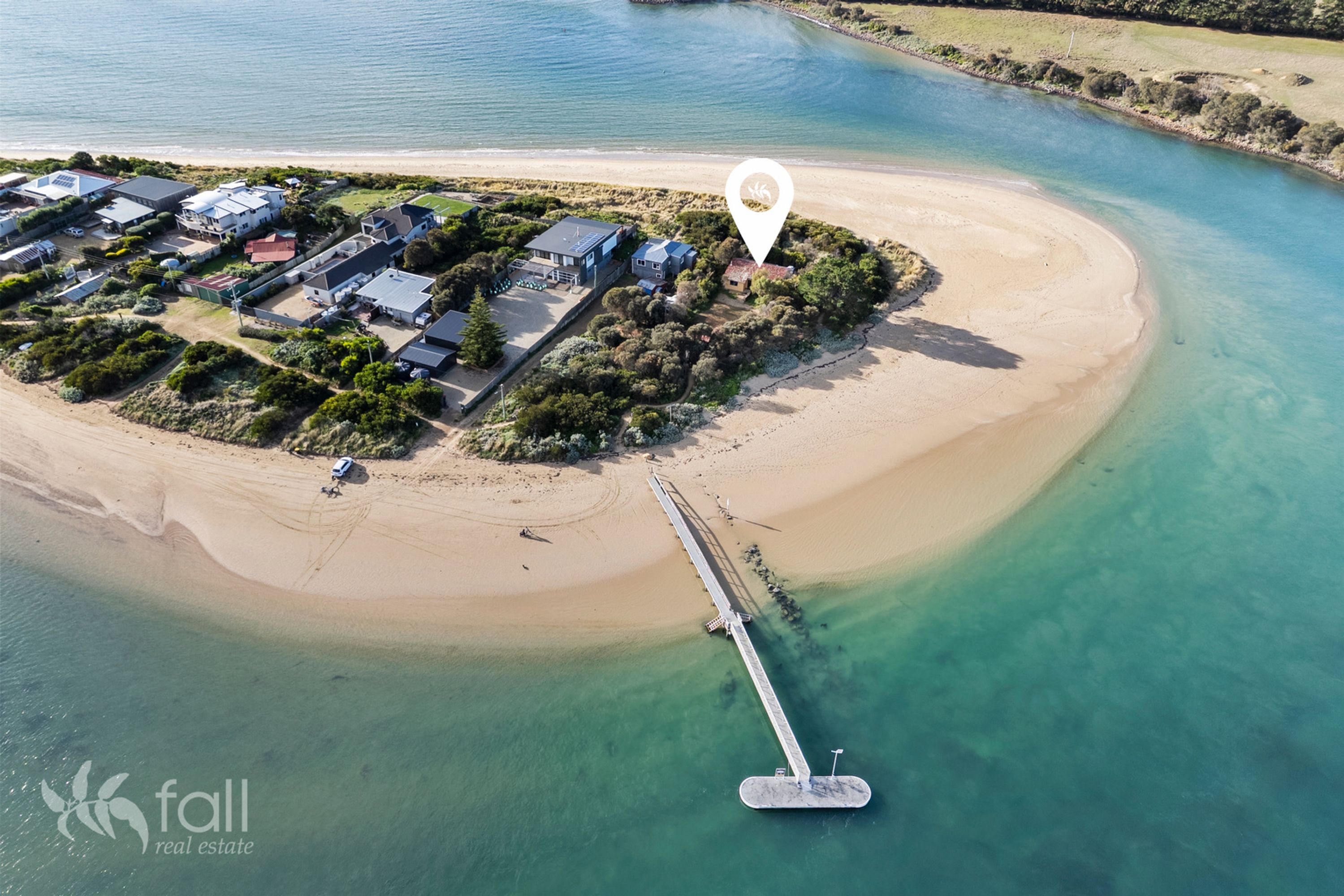 102 Pipe Clay Esplanade, Cremorne - Image 1