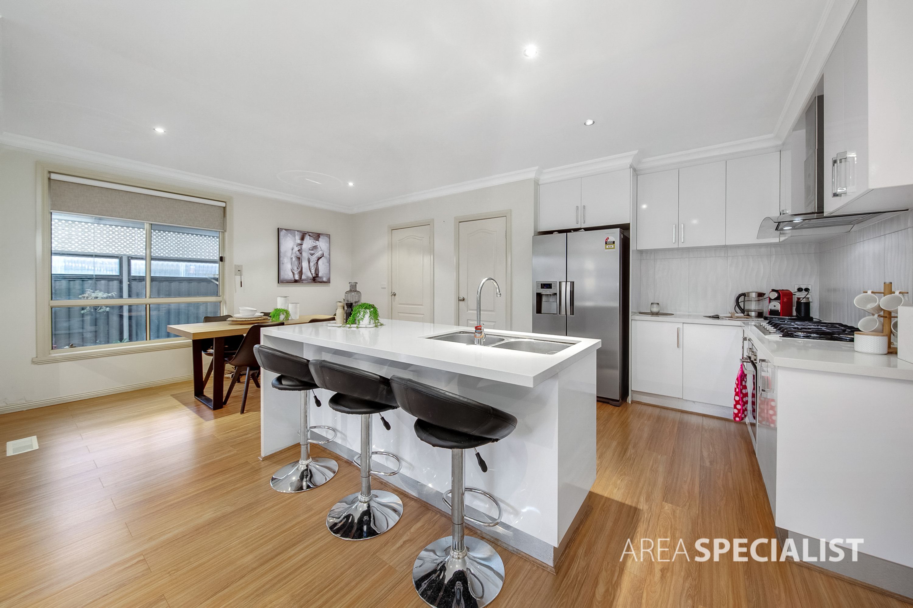 22 Moorland Road, Cairnlea VIC 3023, Cairnlea - Thumbnail 4
