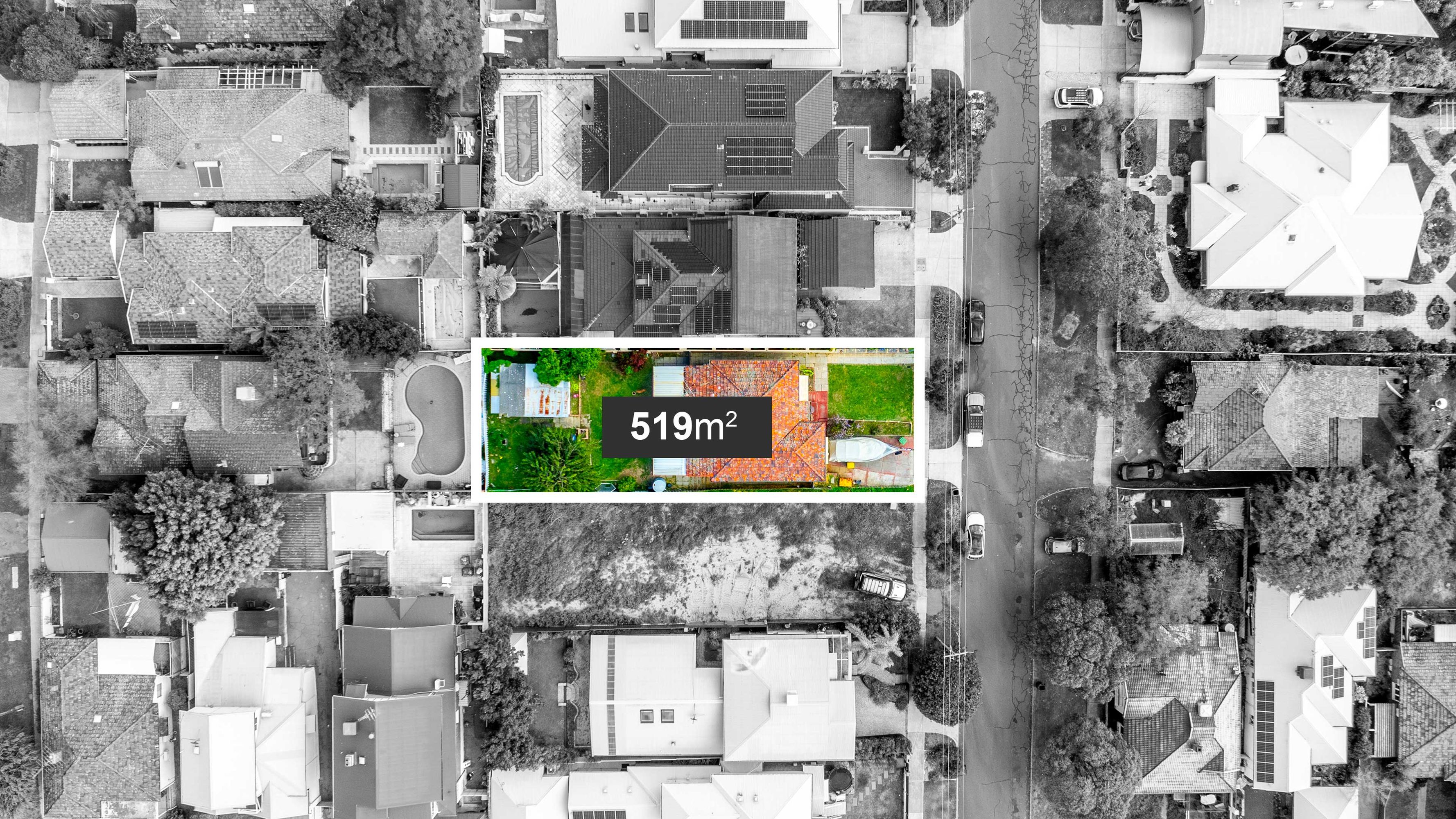 35 Third Avenue, Kensington - Thumbnail 2
