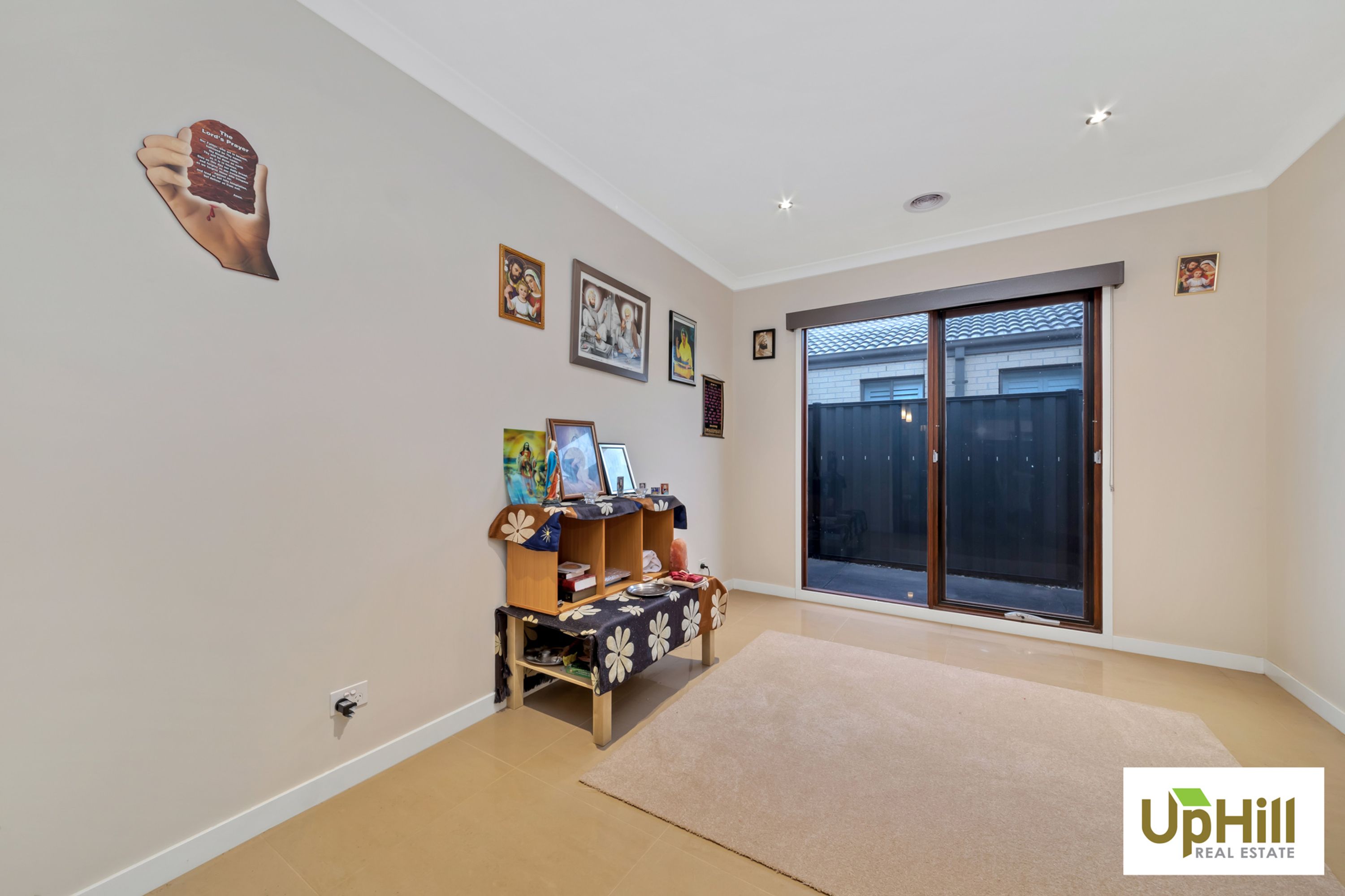 37 PALOMINO AVENUE, Clyde North - Thumbnail 5