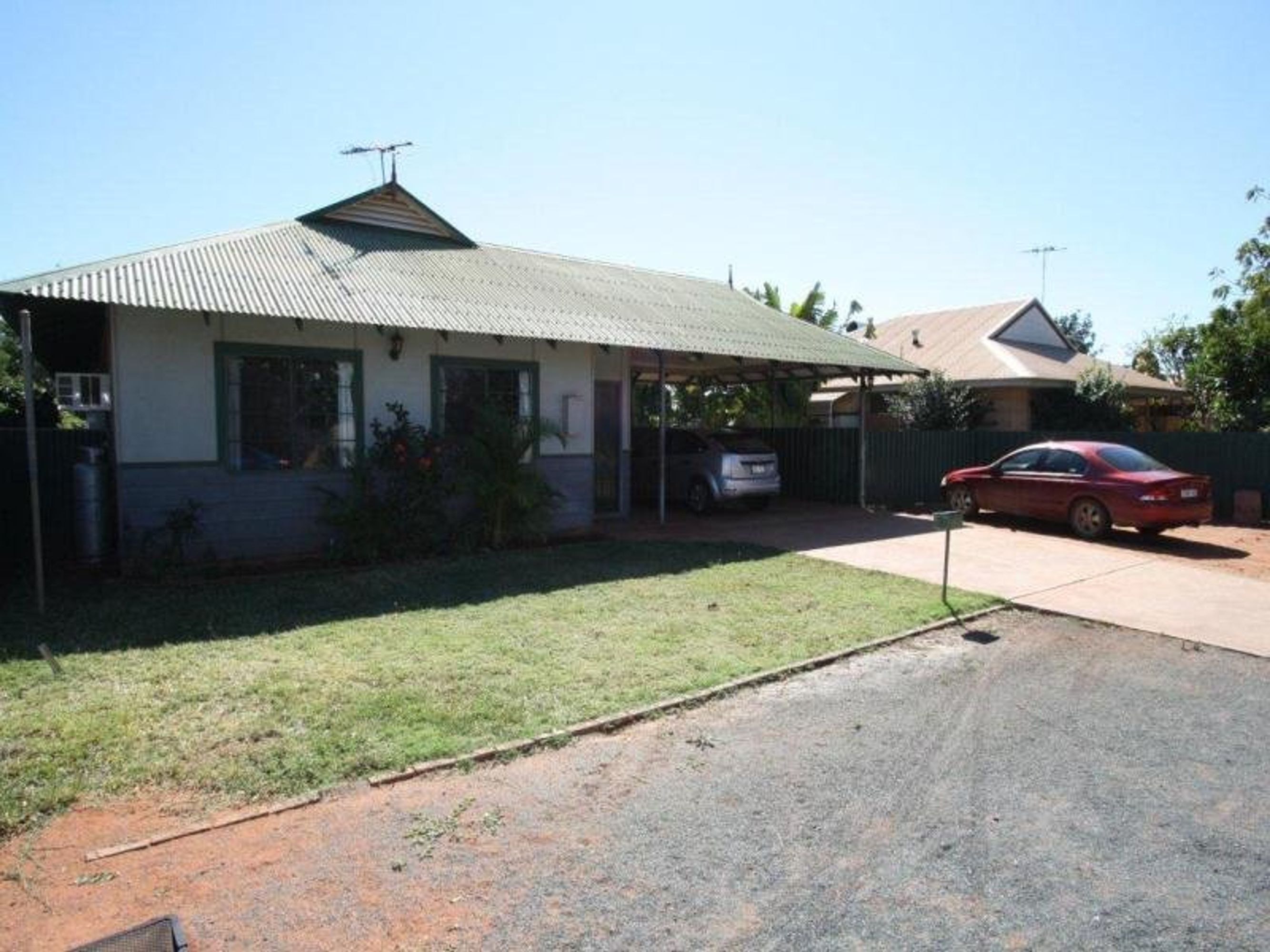 11 Spoonbill Crescent, South Hedland, South Hedland - Thumbnail 2