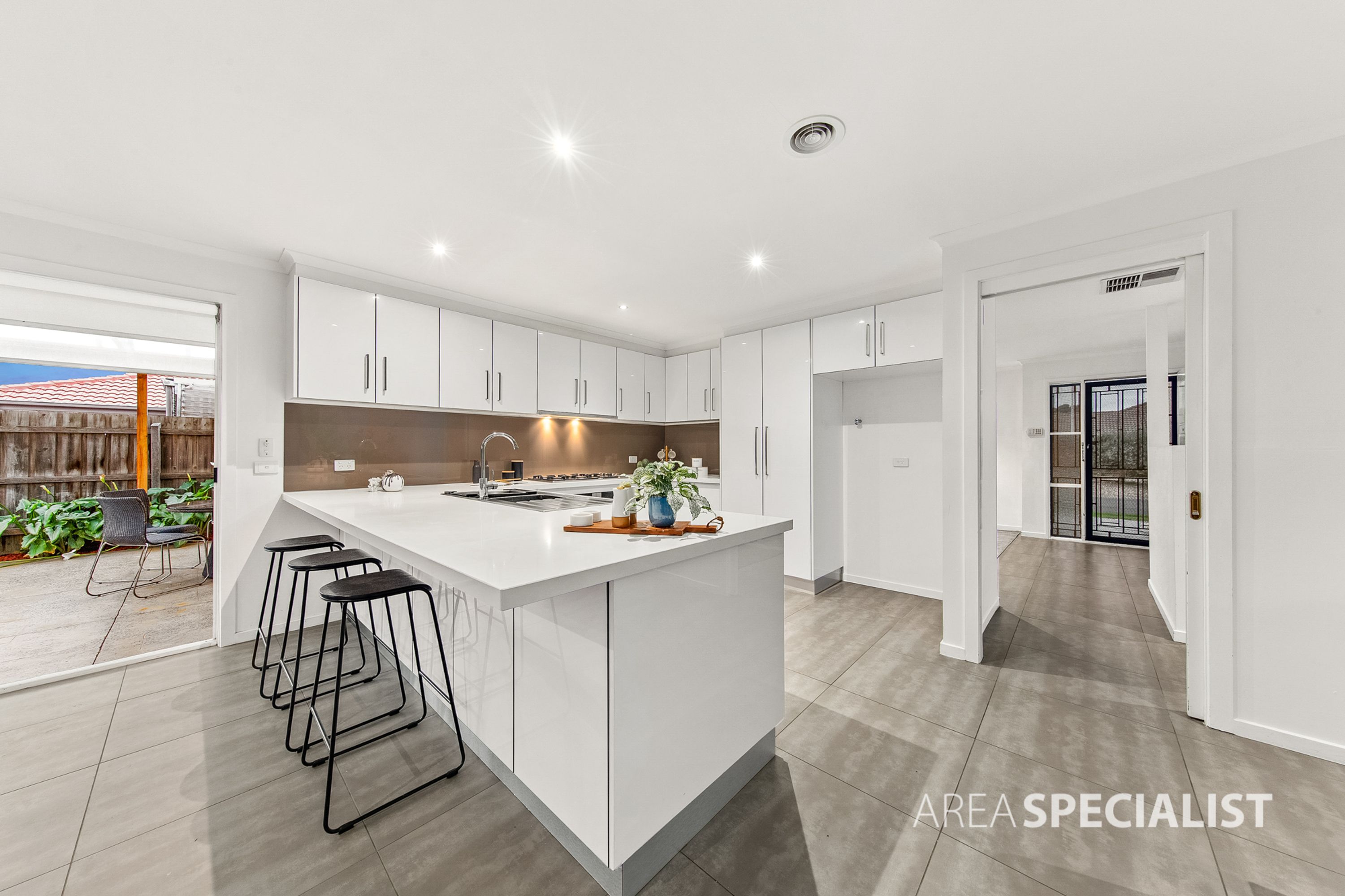 11 Lalwinya Street, Delahey VIC 3037, Delahey - Thumbnail 8