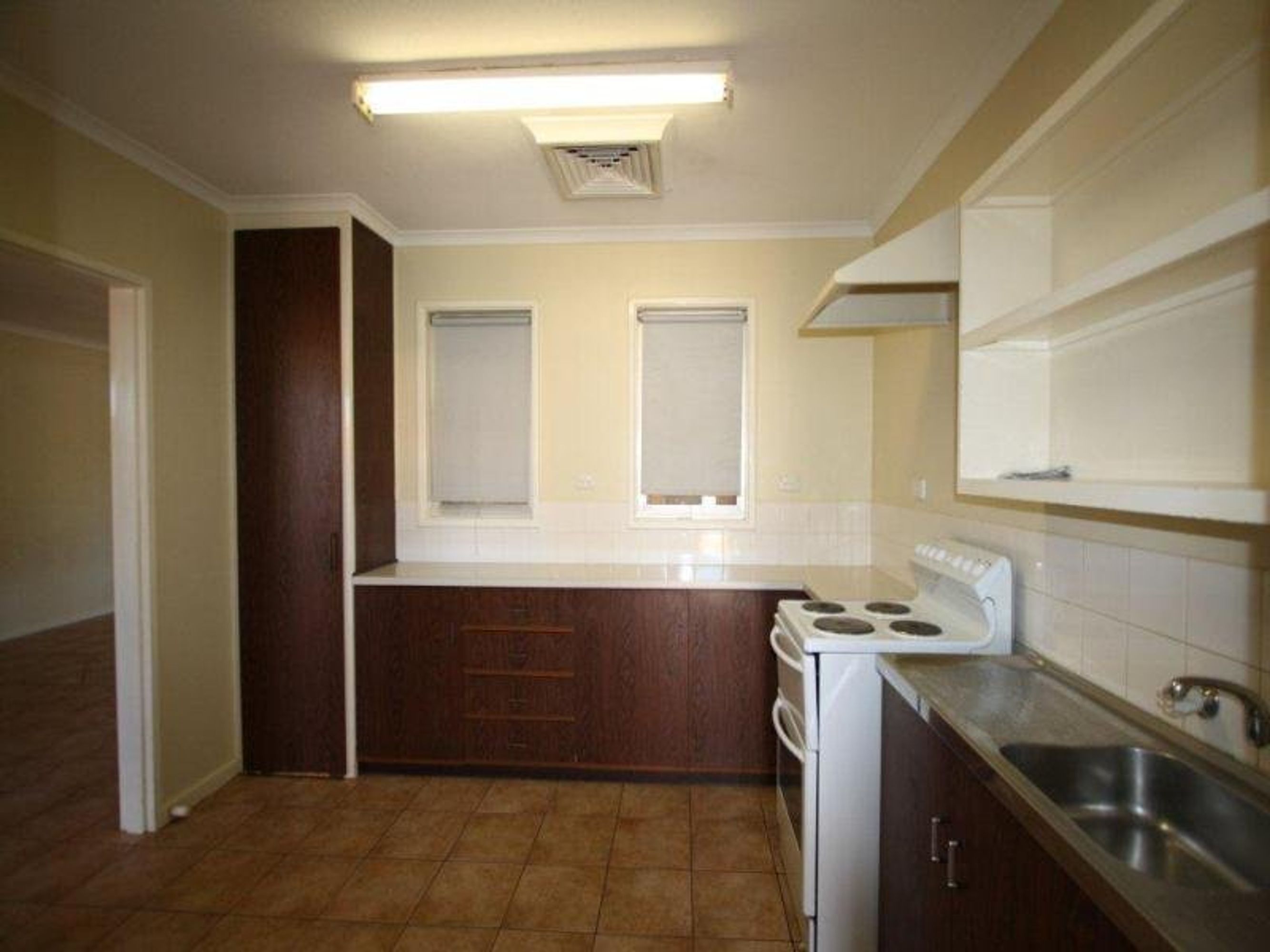 11 Chintabell Way, South Hedland, South Hedland - Thumbnail 2