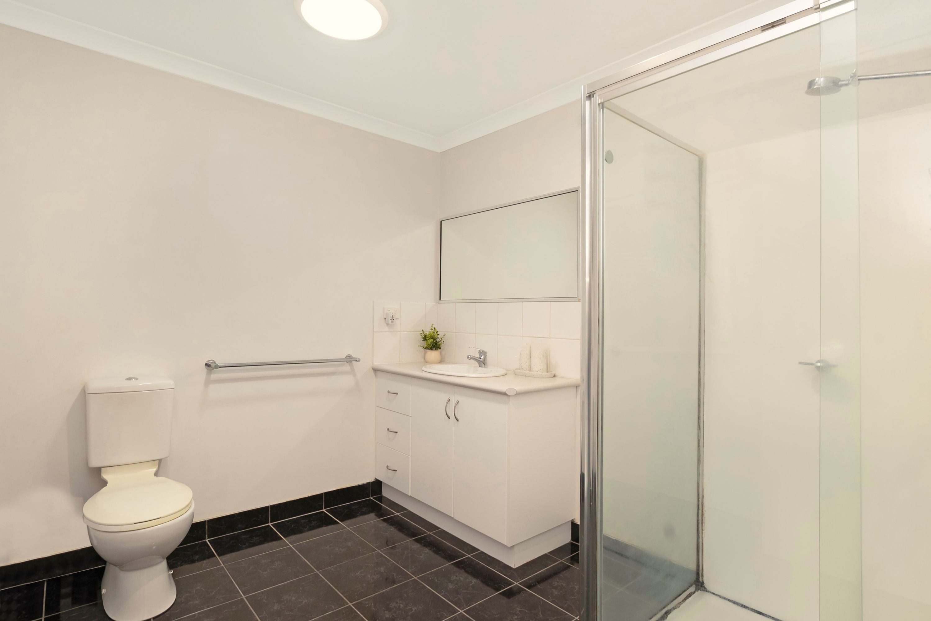 2/76 Henna Street, Warrnambool - Thumbnail 8