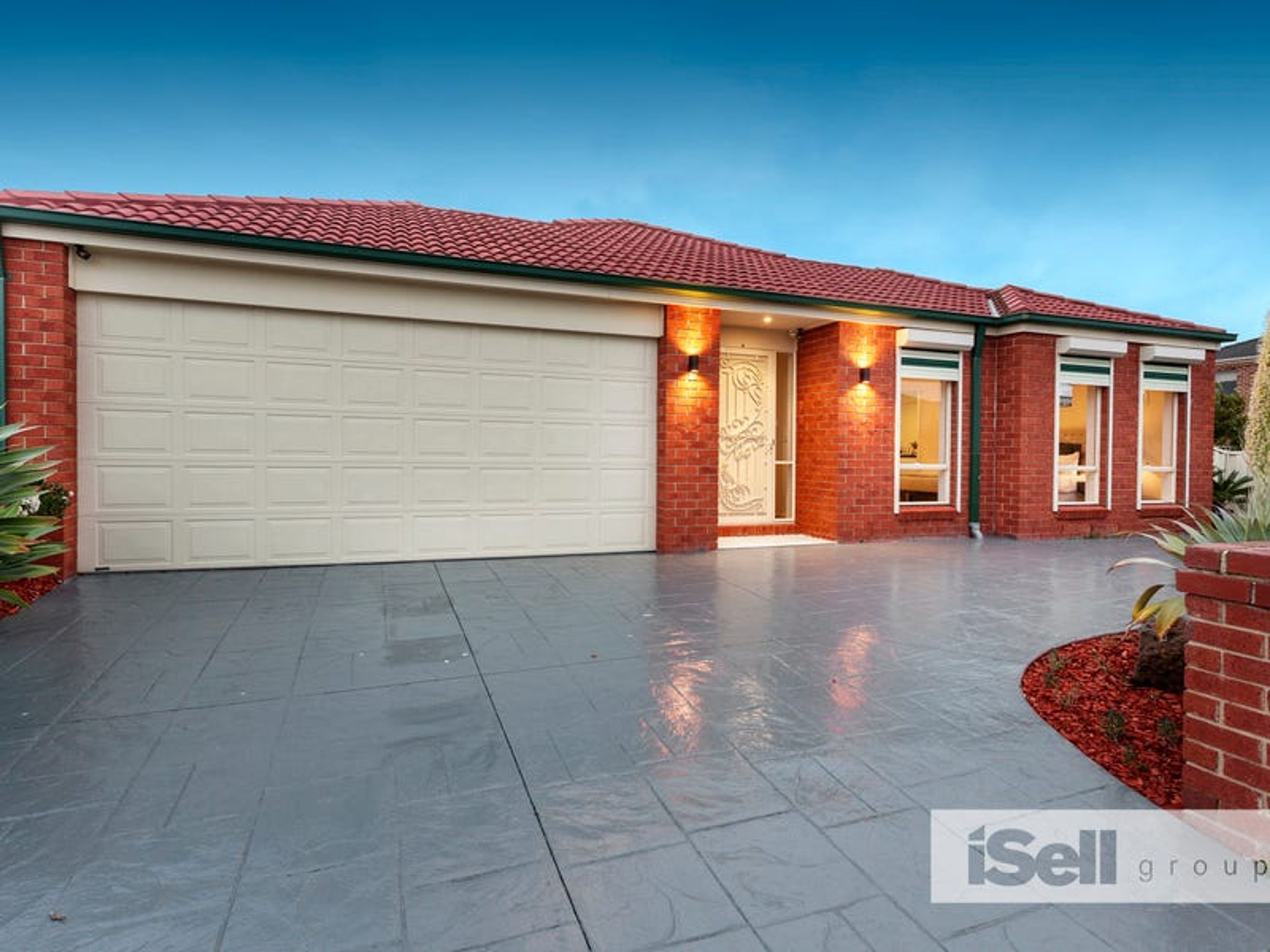 16 Trina Court, Keysborough - Image 1