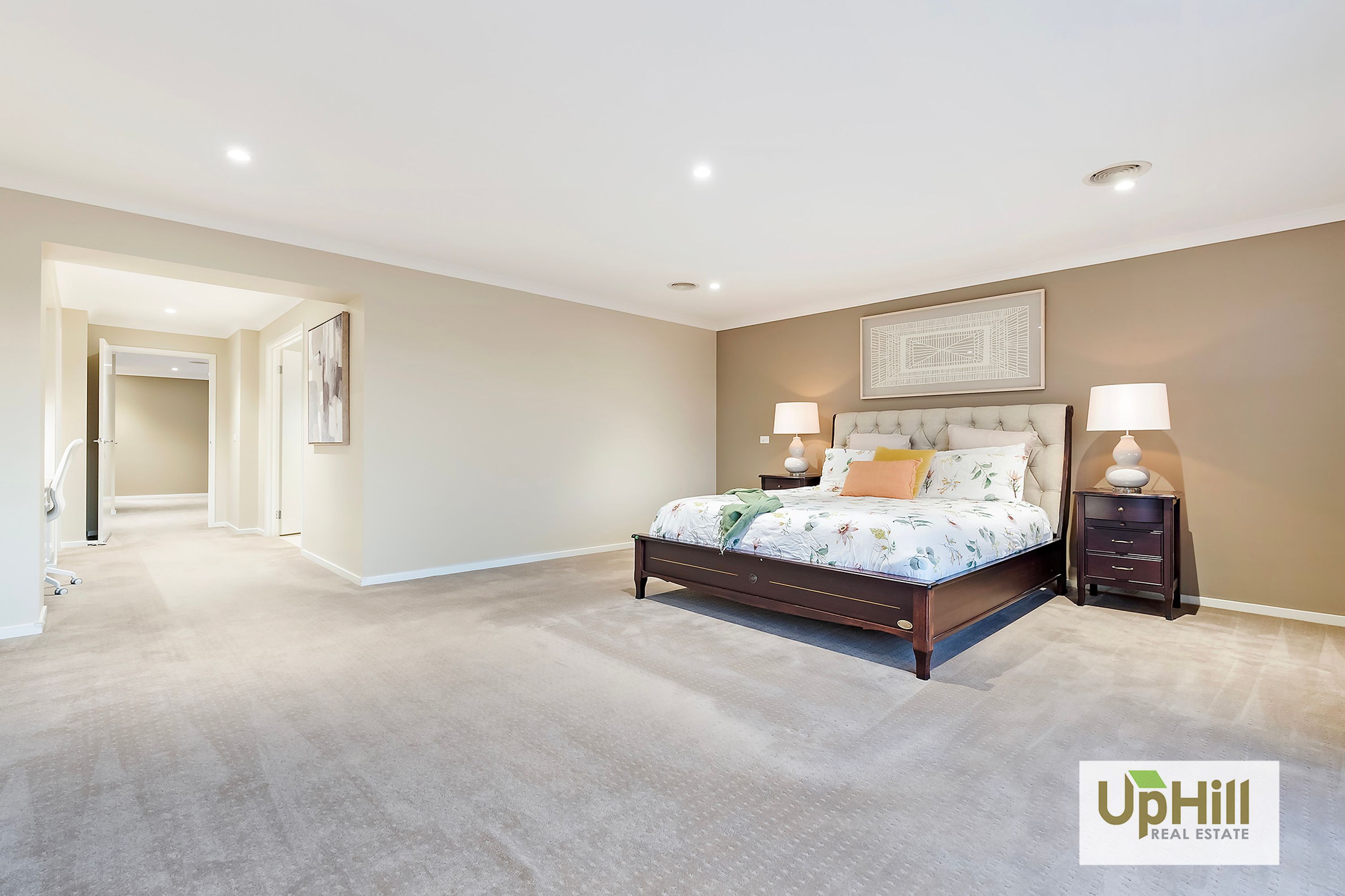 24 Deoro Parade, Clyde North - Thumbnail 2