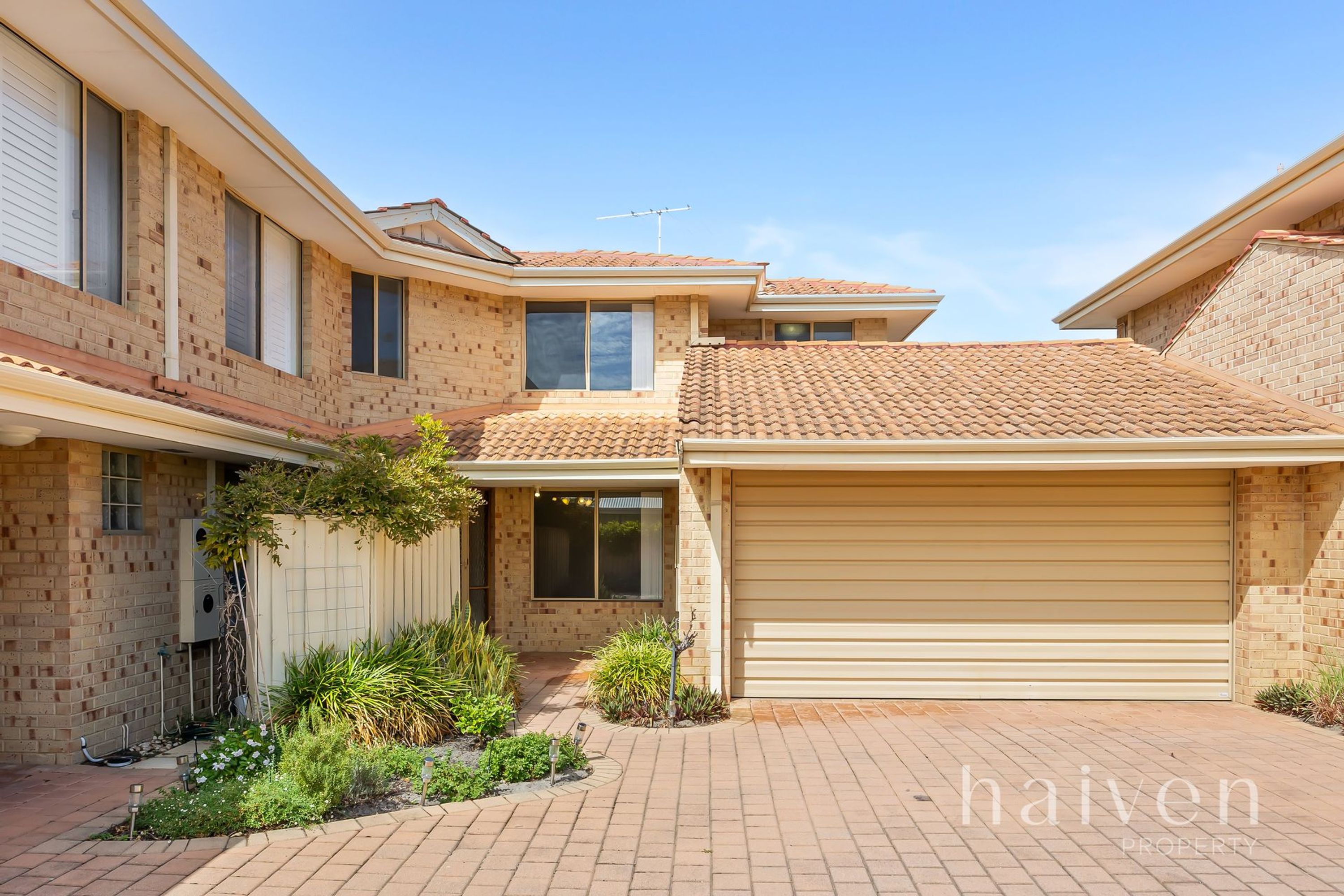 3/3/20 Fletcher Street, Applecross - Image 1