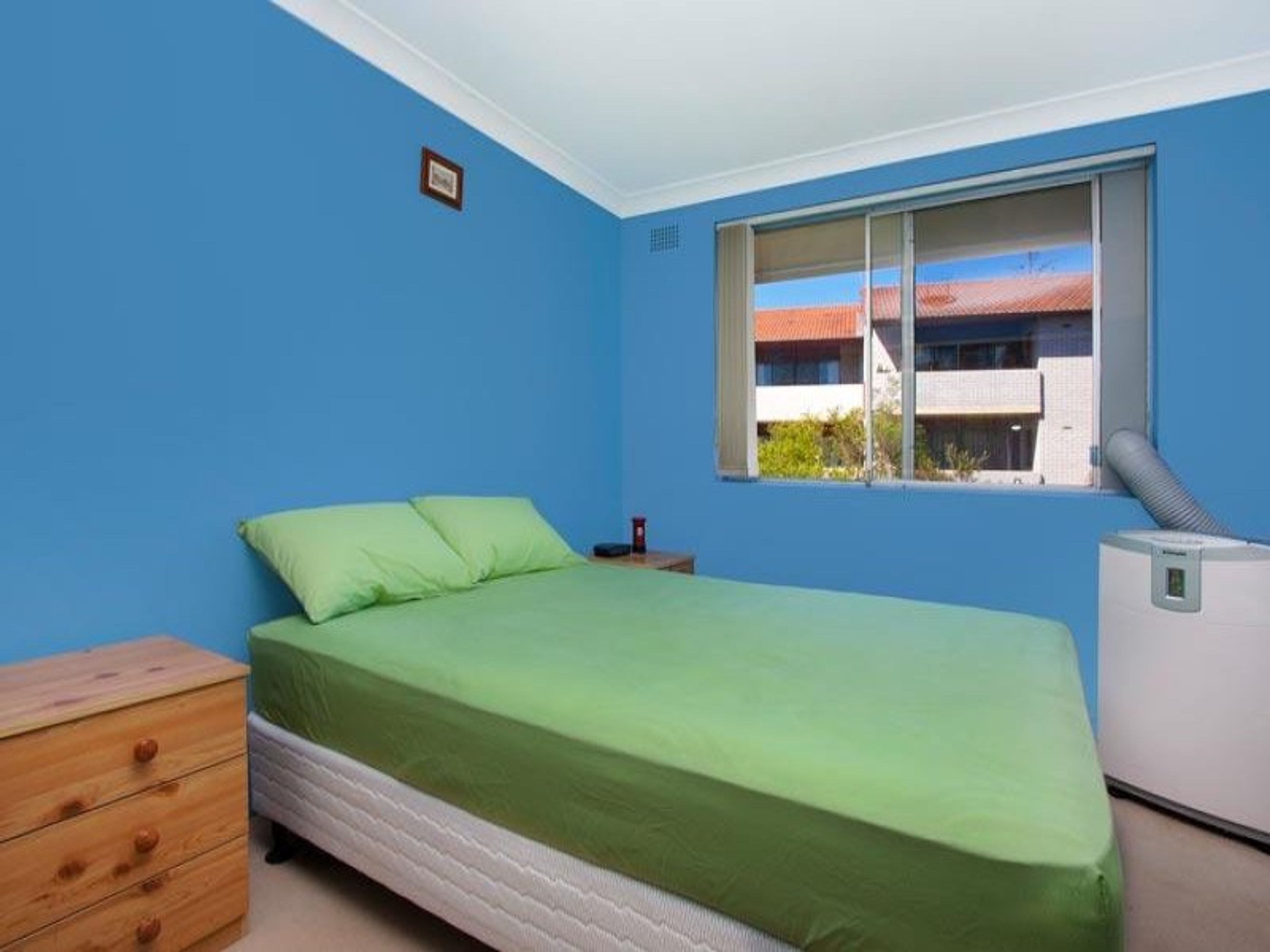 12/10, Caringbah - Thumbnail 4