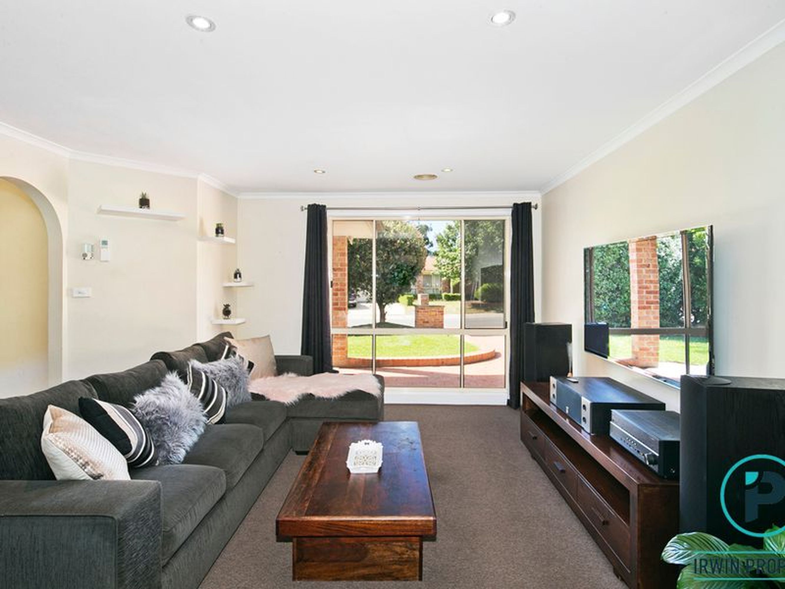 24 Saggers Close, Gordon - Thumbnail 3