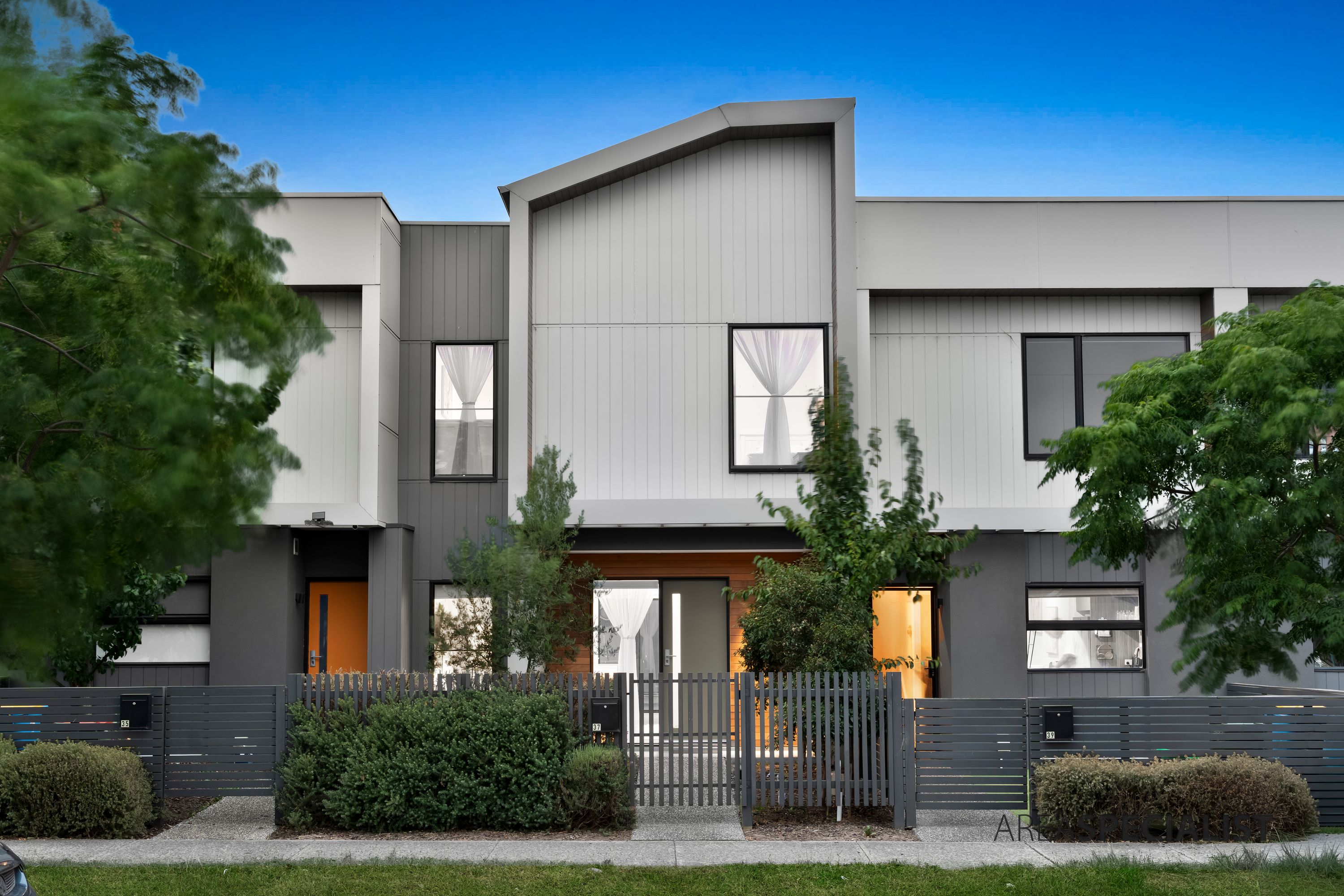 37 Villager Street, Cranbourne East, Cranbourne East - Image 1