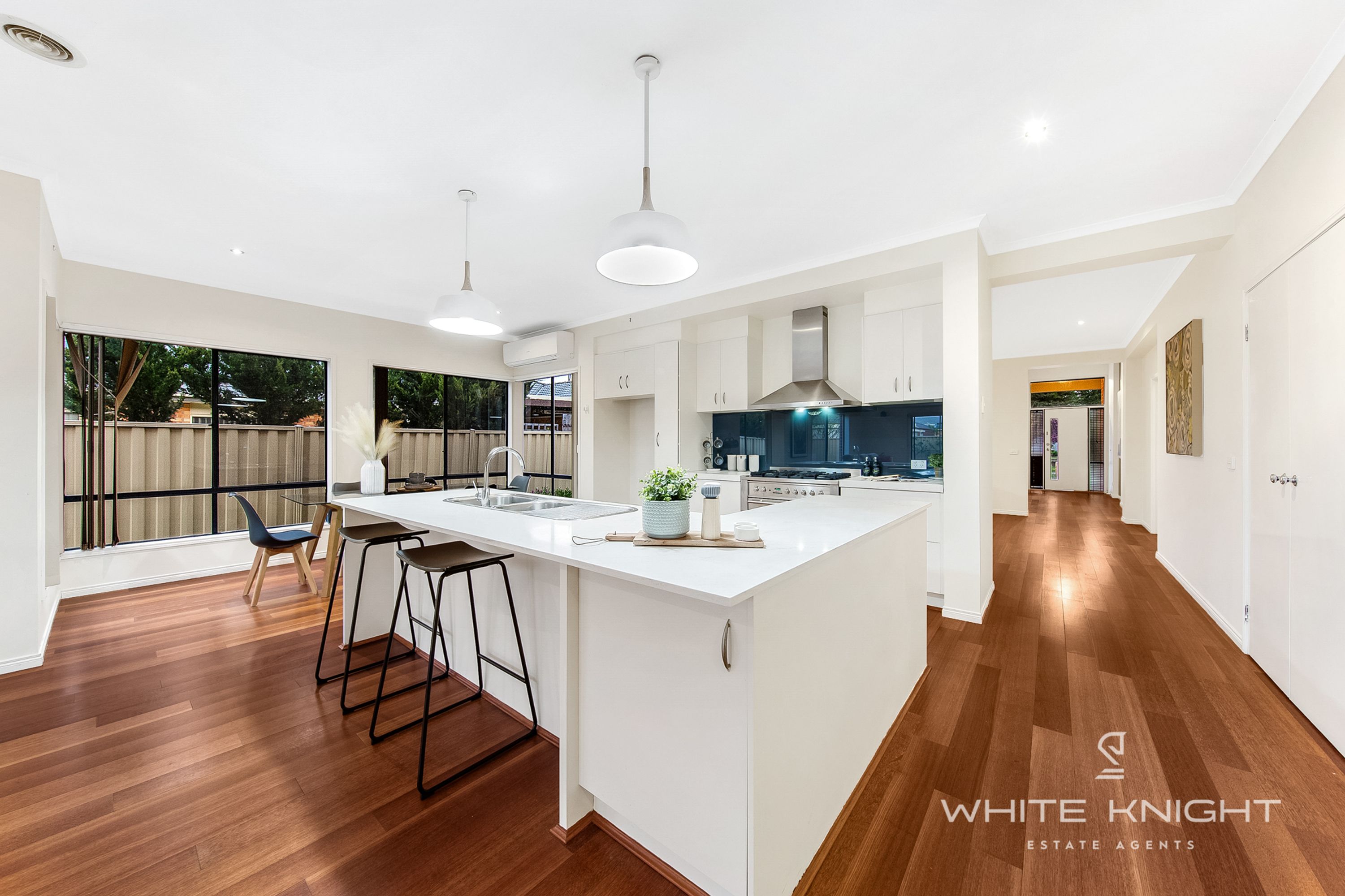 6 Deepdene Street, Caroline Springs VIC 3023, Caroline Springs - Thumbnail 3
