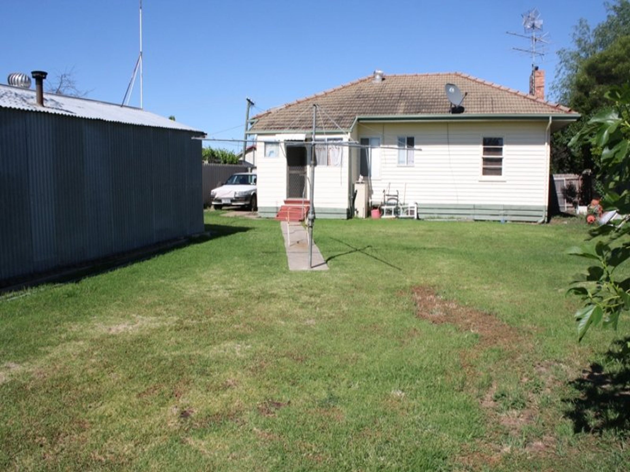 14 Philip Street, Horsham VIC 3400, Horsham - Thumbnail 2