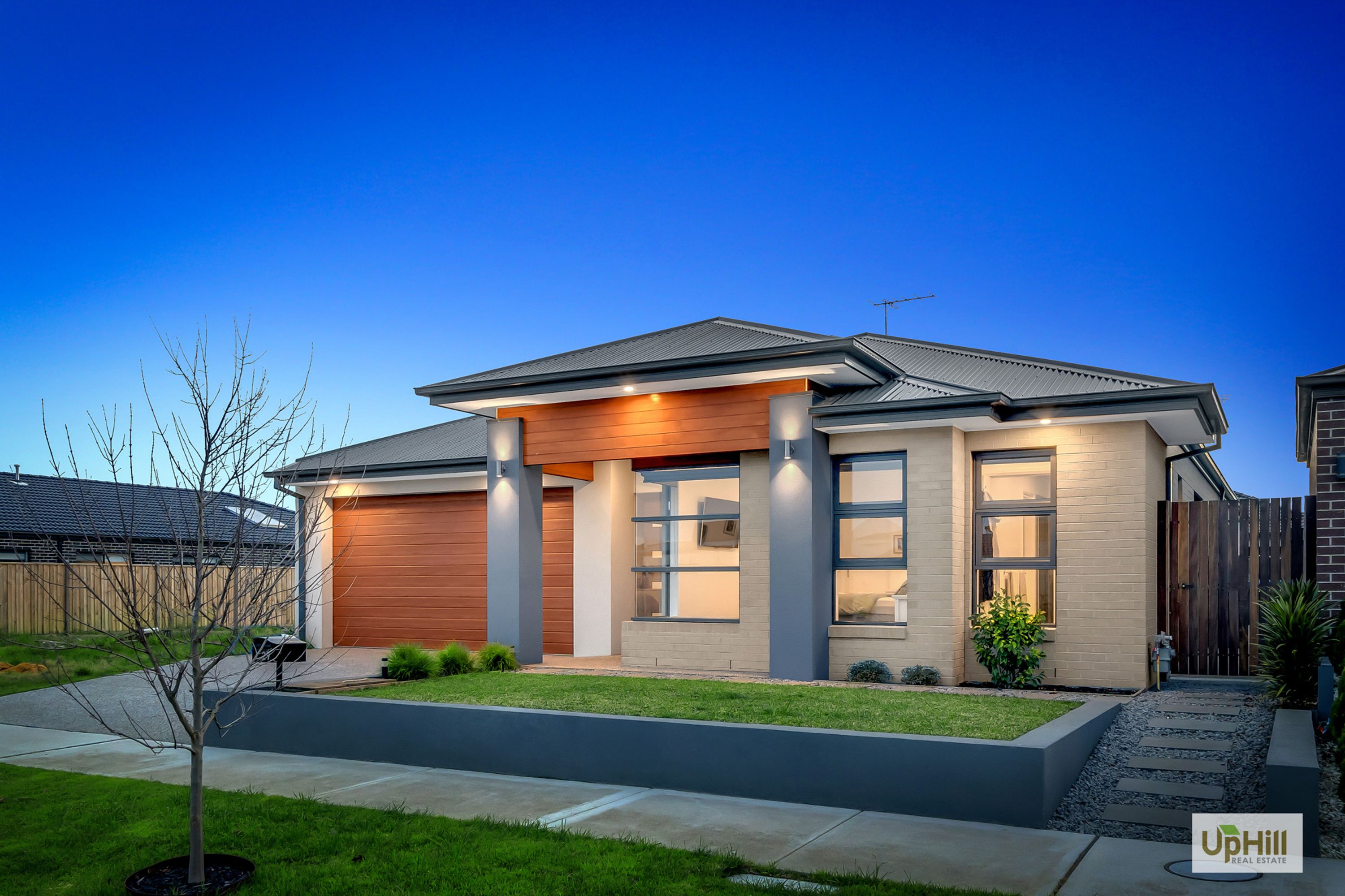 29 Littleshore Crescent, Clyde North - Thumbnail 2