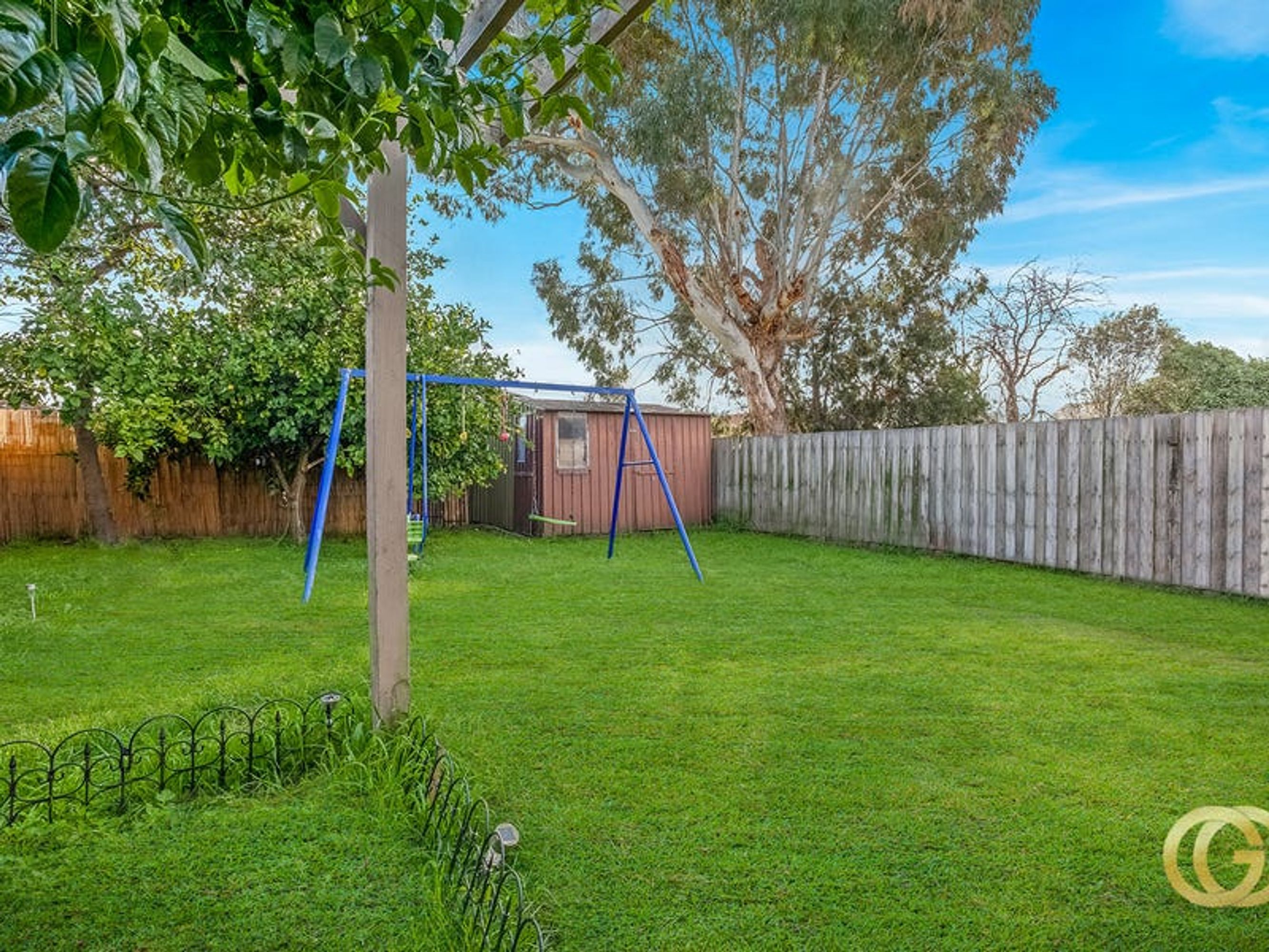 39 Raisell Road, Cranbourne West - Thumbnail 4