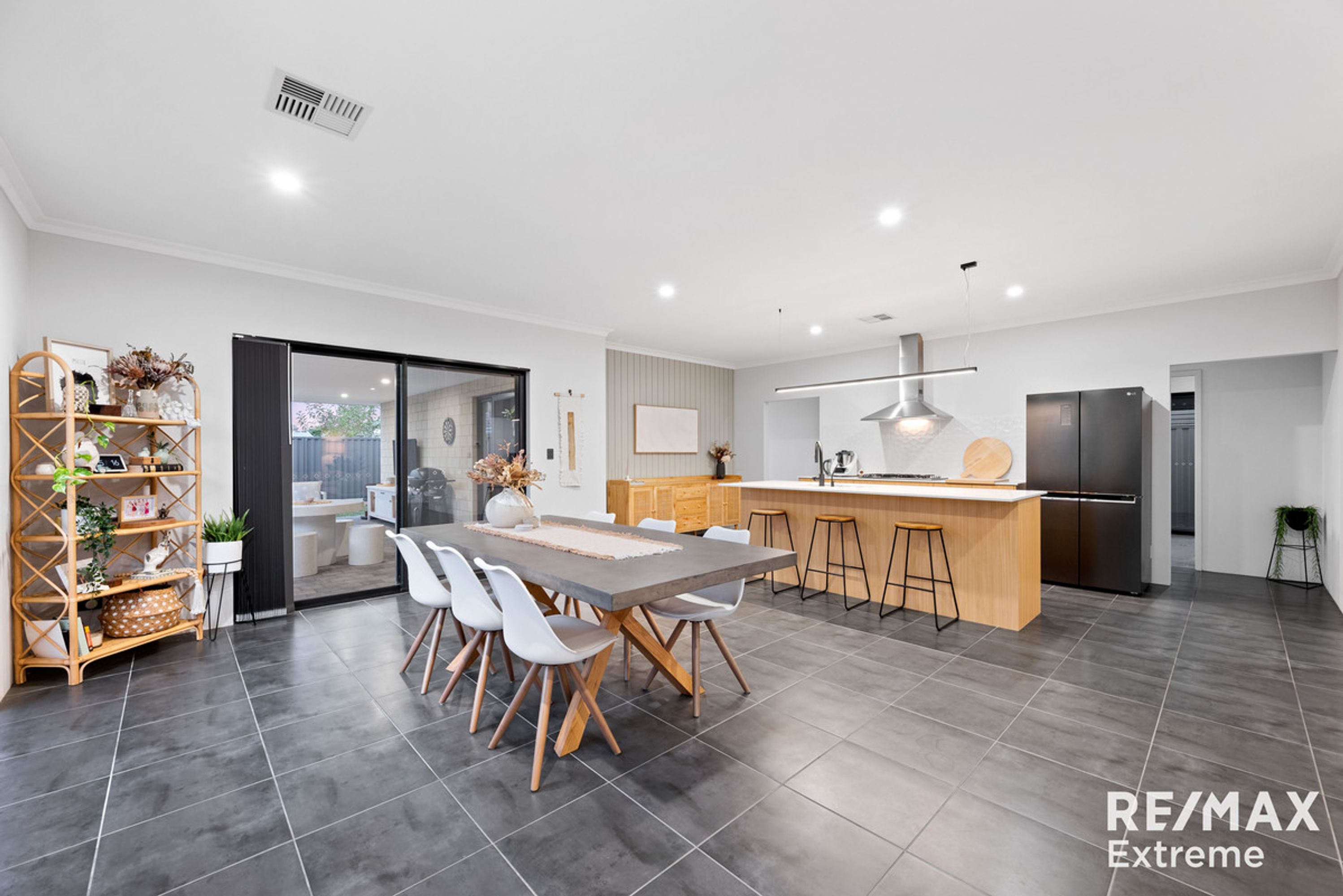 67 Balivanich Loop, Seville Grove - Thumbnail 7