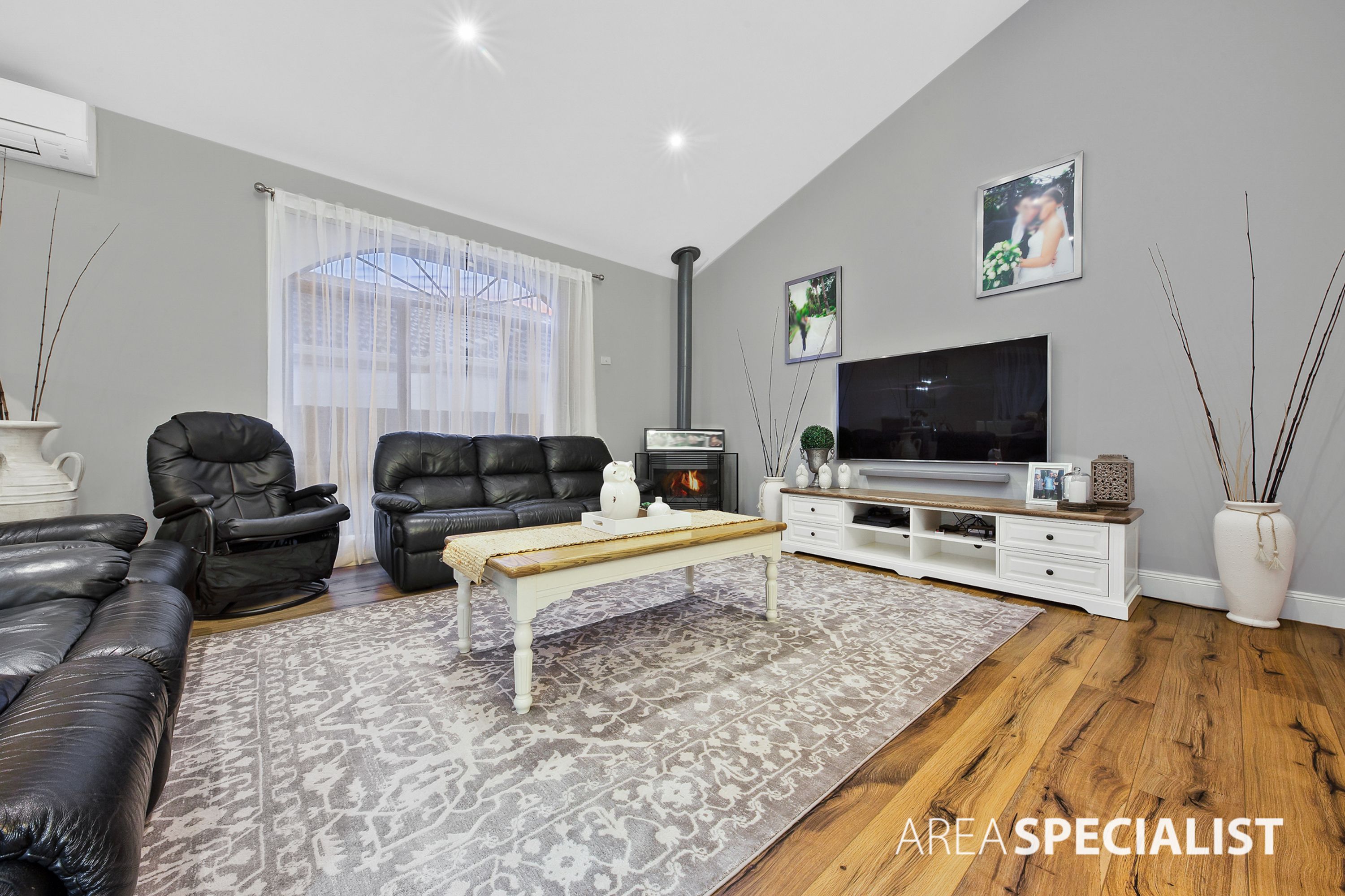 44 Doherty Street, Deer Park VIC 3023, Deer Park - Thumbnail 3