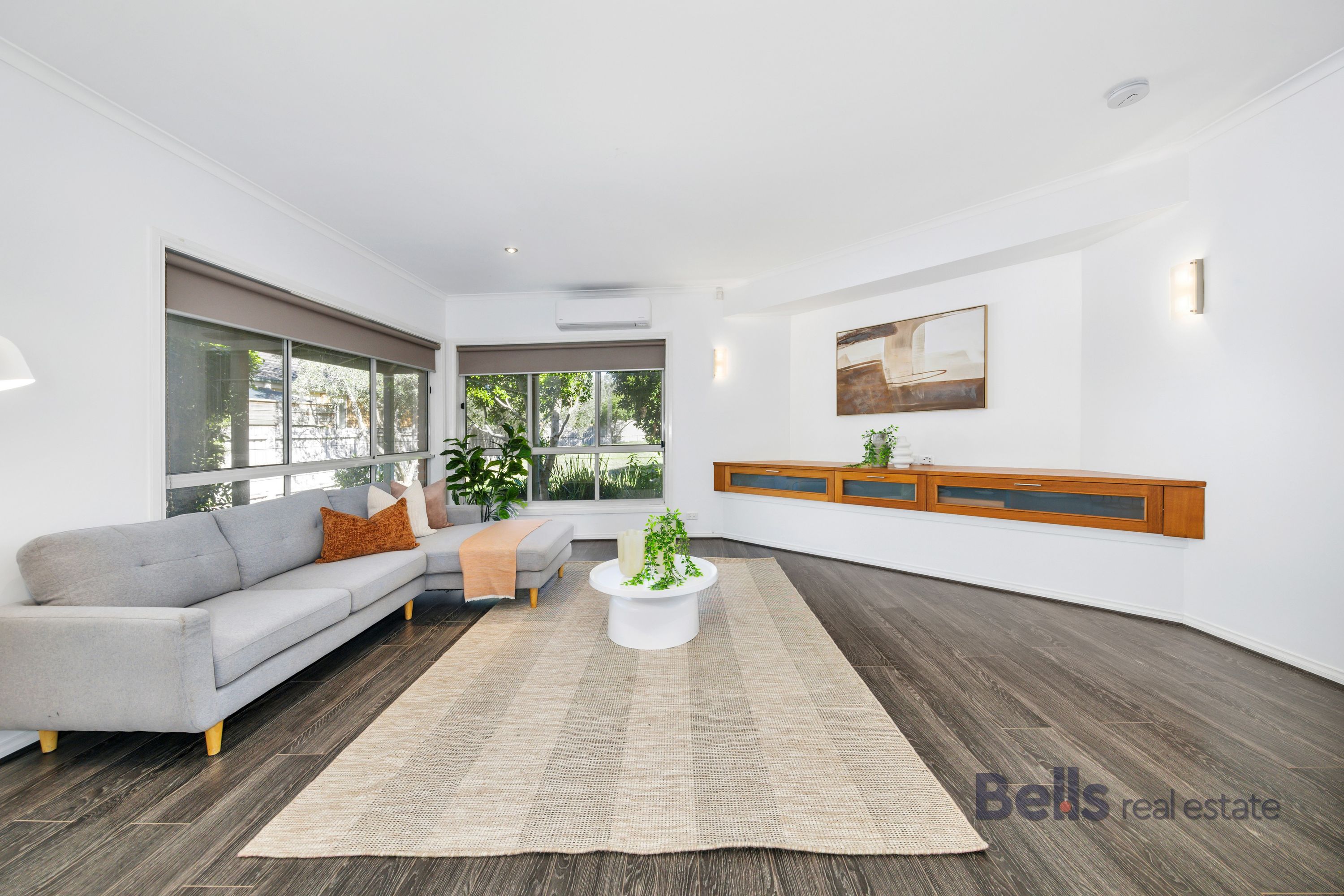 13 Lorinda Close, Sydenham - Thumbnail 7