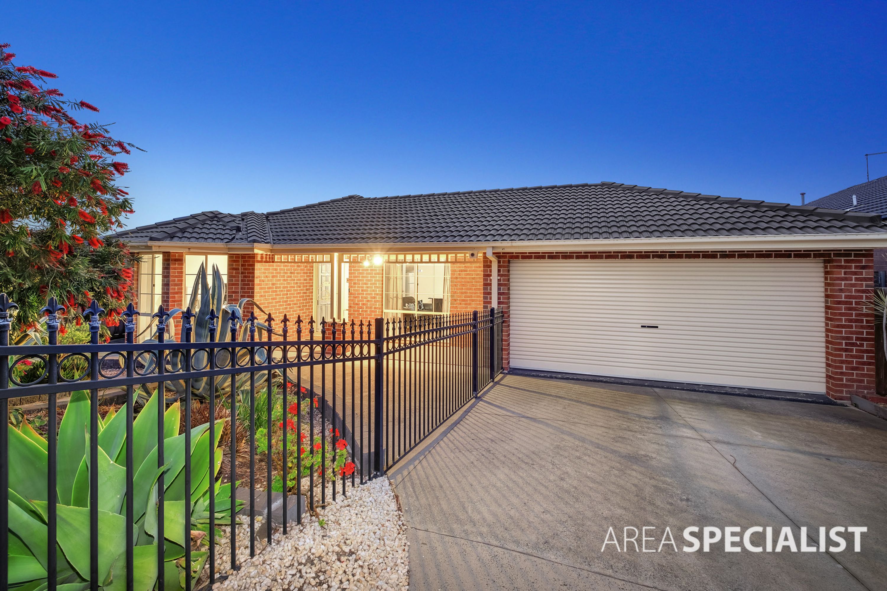 17 Oakland Drive, Hampton Park