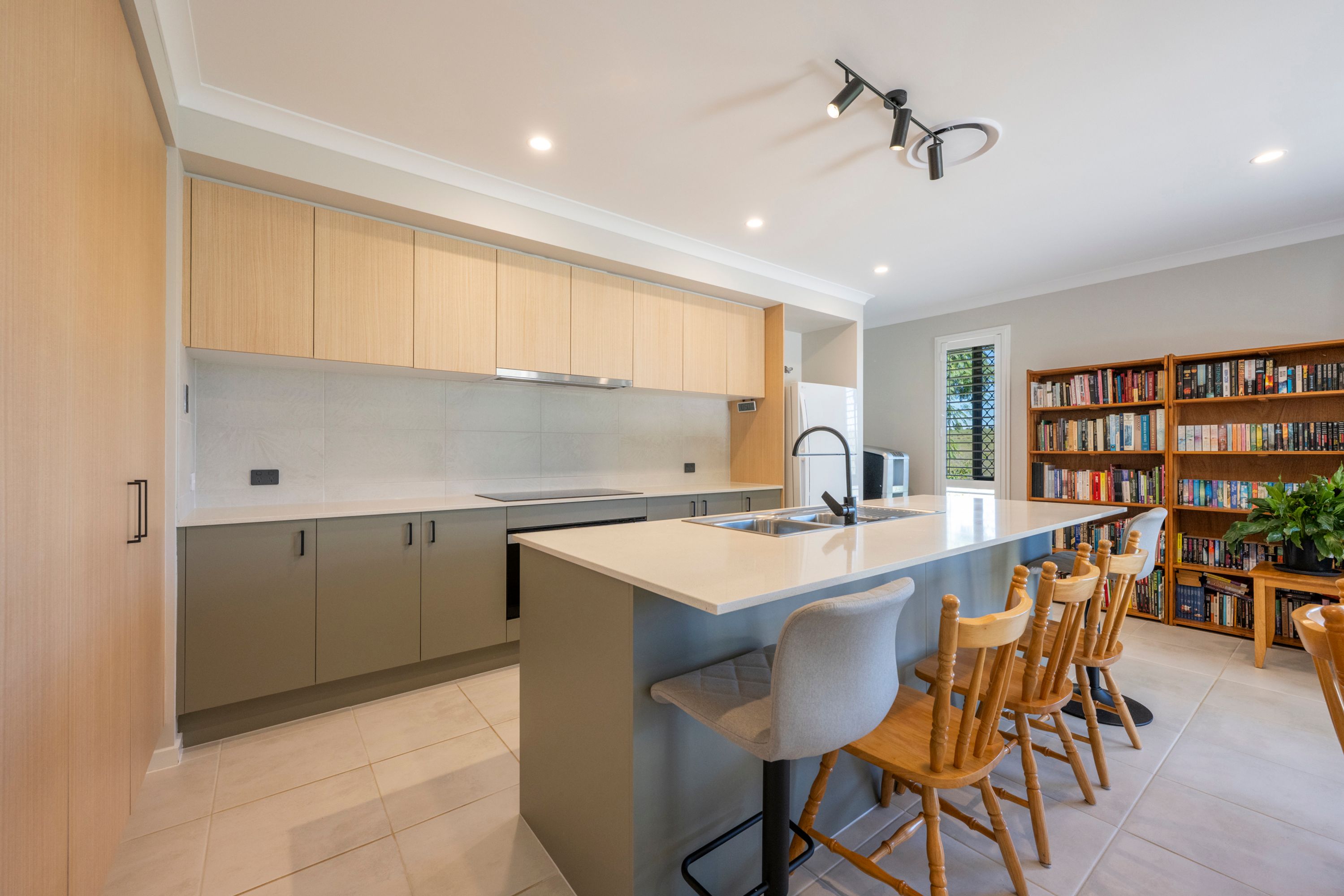 2 Martin Crescent, Junction Hill - Thumbnail 6