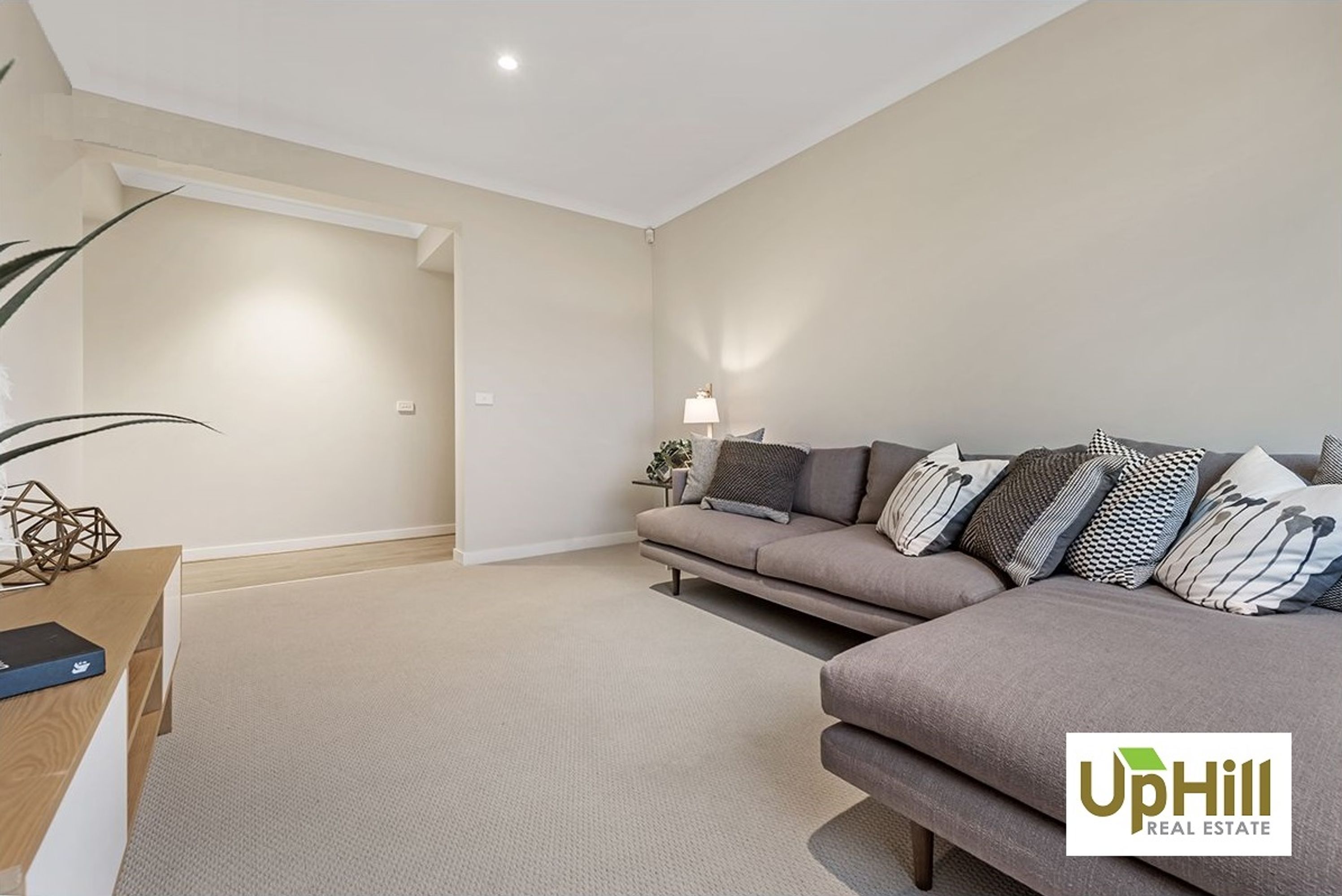 19 Aspire Avenue, Clyde North - Thumbnail 5
