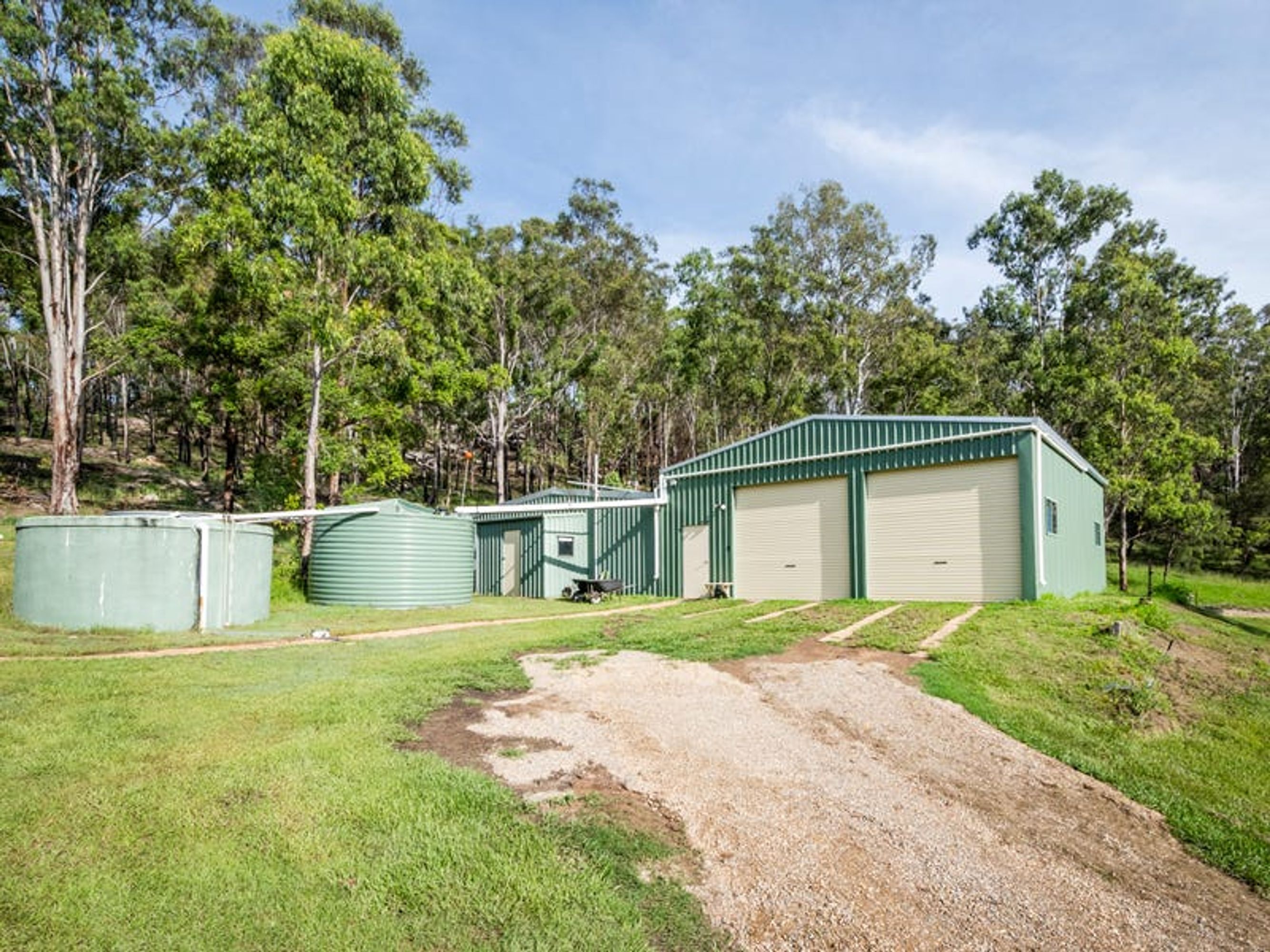 2324 Armidale Road, Blaxlands Creek - Thumbnail 5