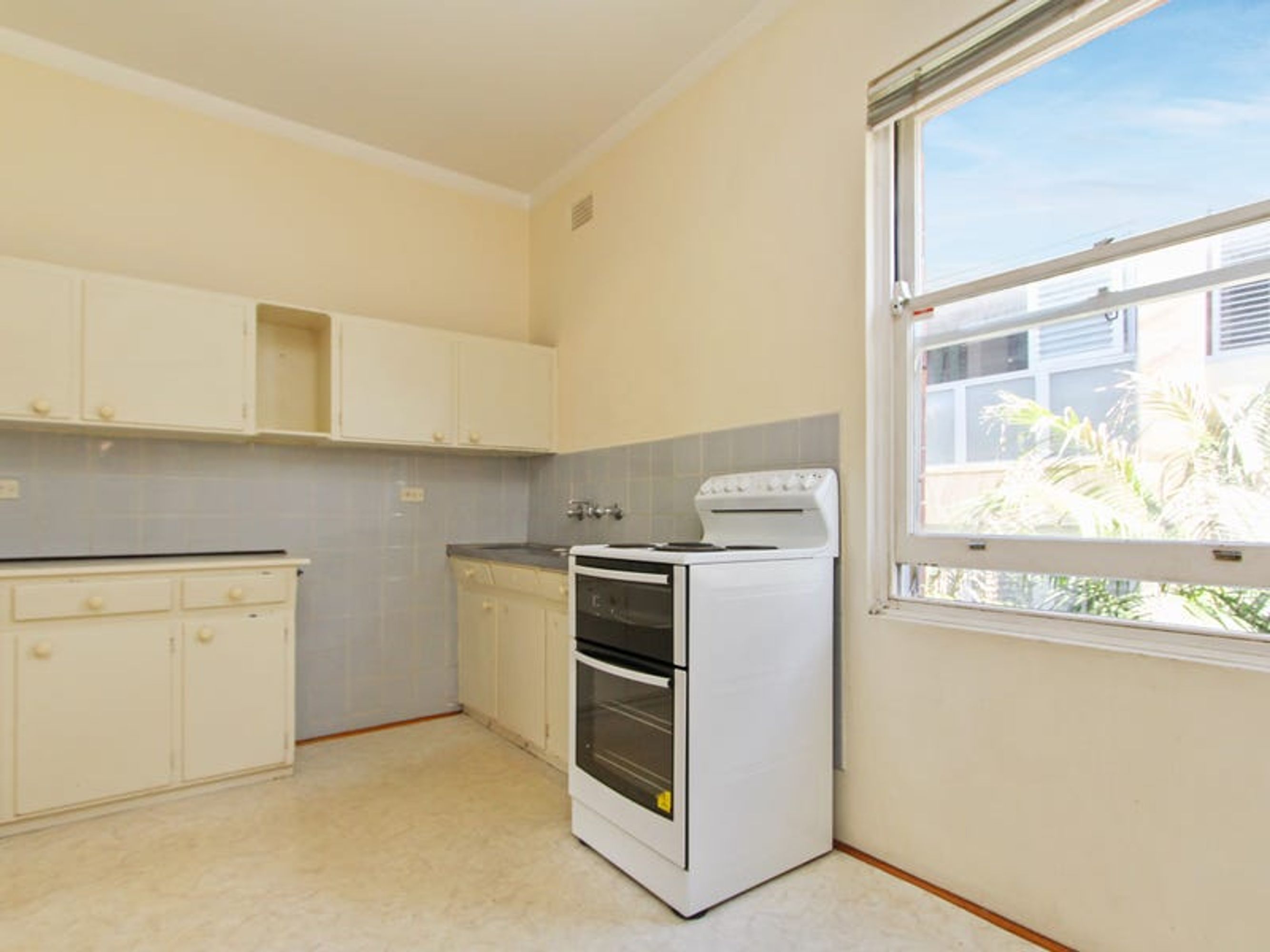 8/176 Russell Avenue, Dolls Point, Dolls Point - Thumbnail 4