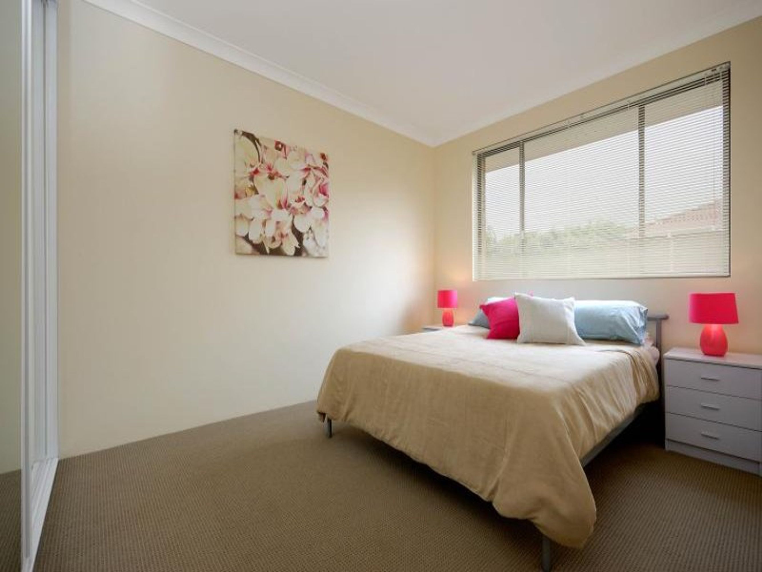 3/16-17 Alexandra Pde, Rockdale, Rockdale - Thumbnail 2