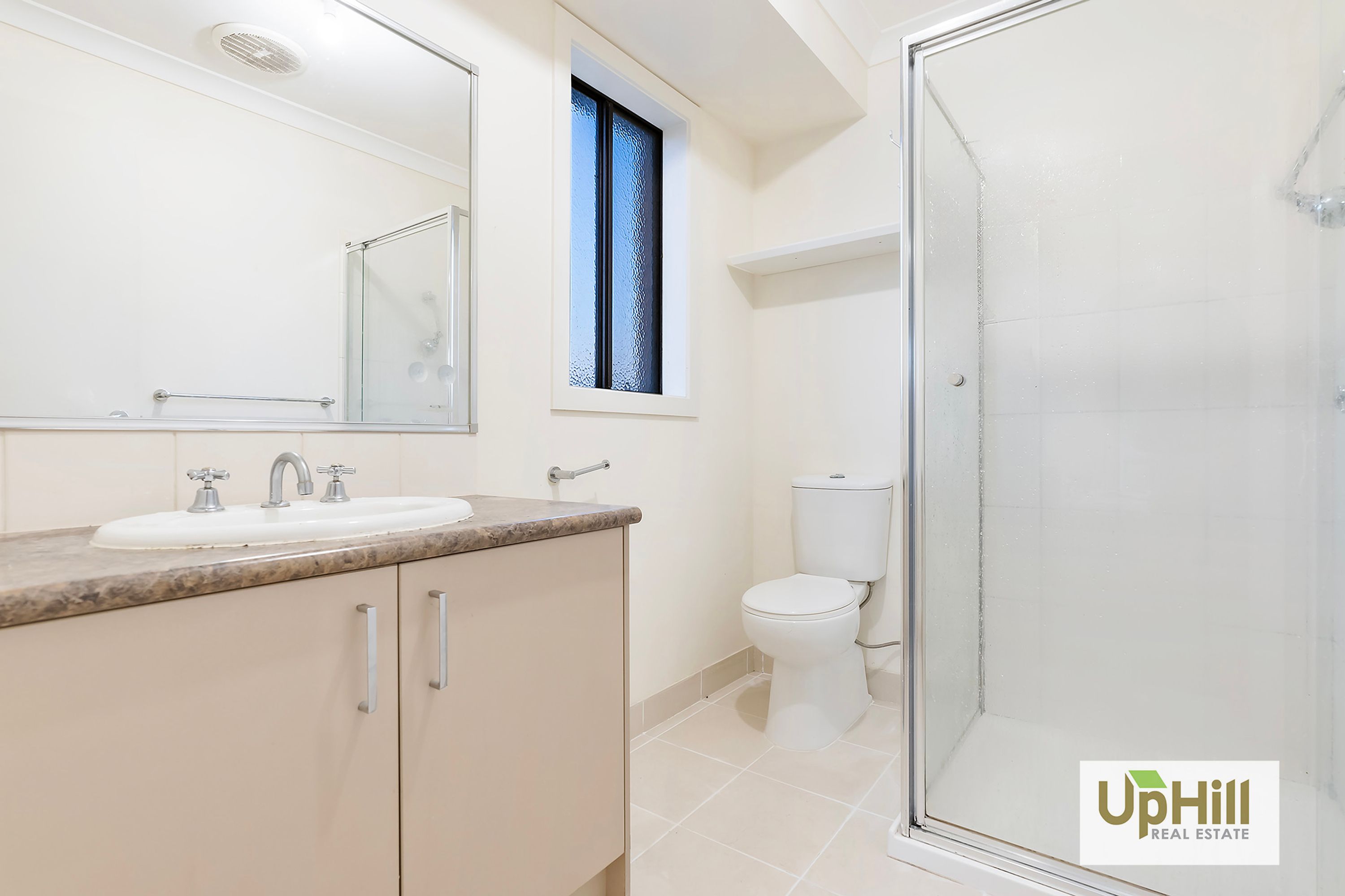 98 Blue Horizons Way, Pakenham - Thumbnail 4