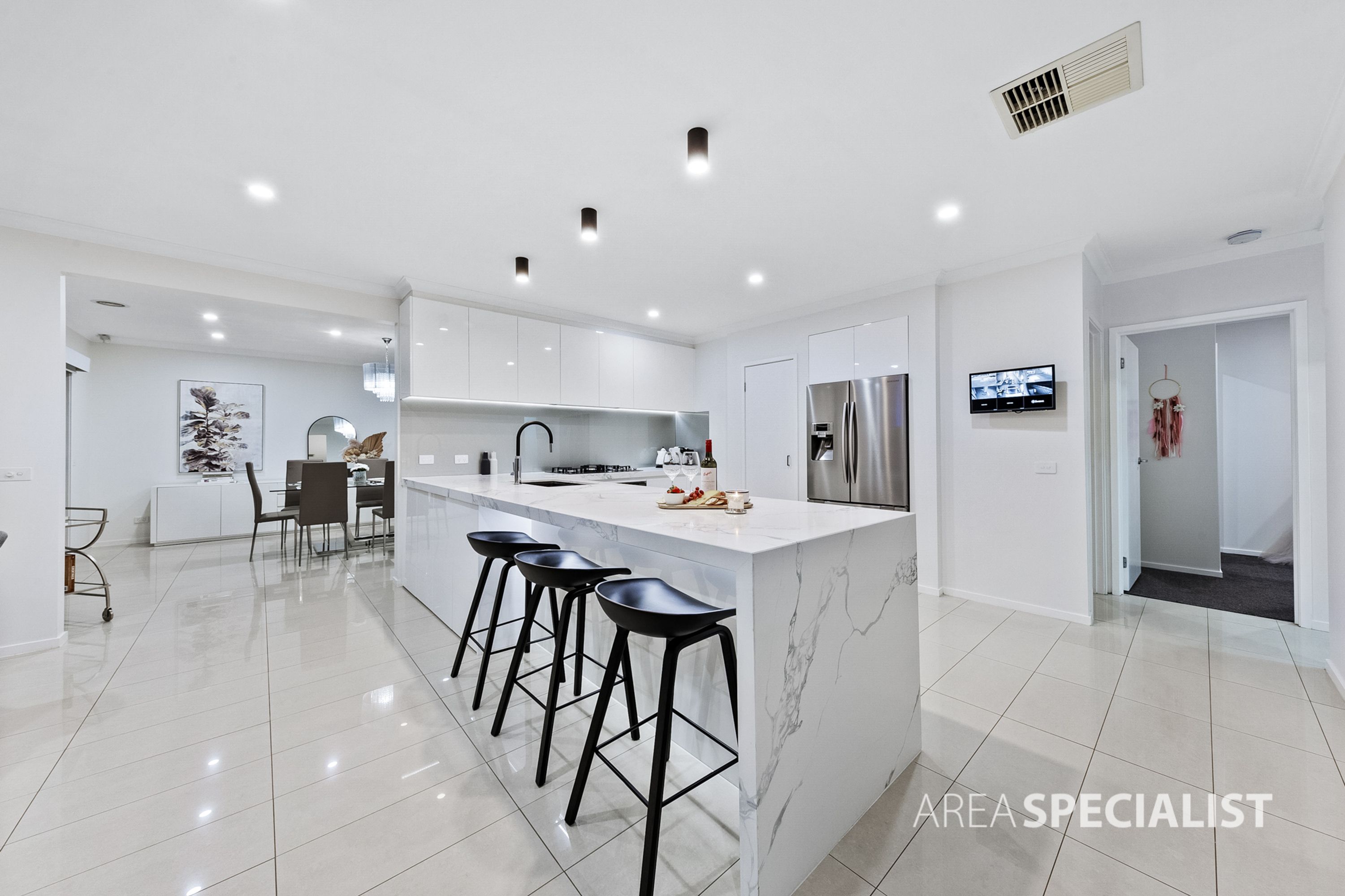 2 Coen Place, Caroline Springs VIC 3023, Caroline Springs - Thumbnail 7