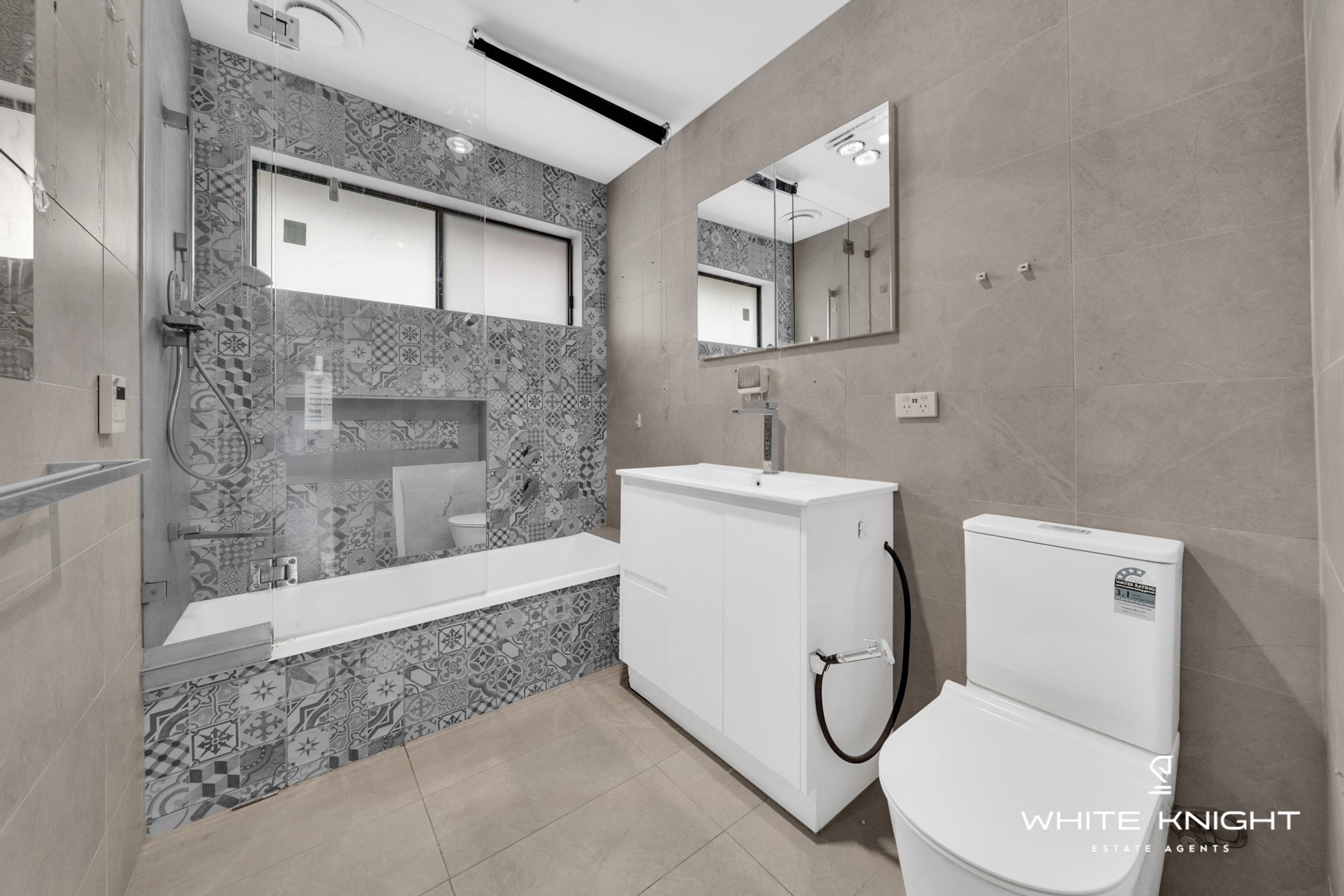 42 Lois Street, St Albans VIC 3021, St Albans - Thumbnail 6