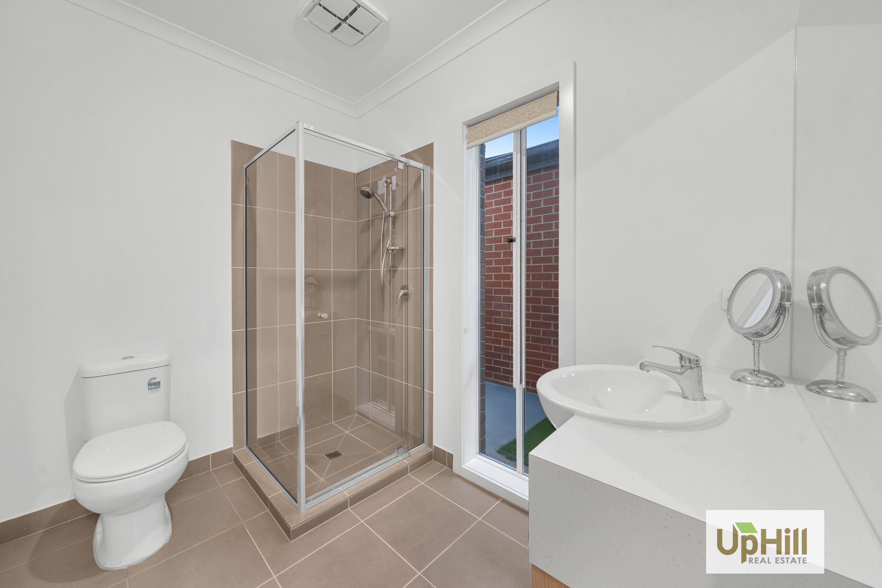 9 Mocha Grove, Clyde North - Thumbnail 4