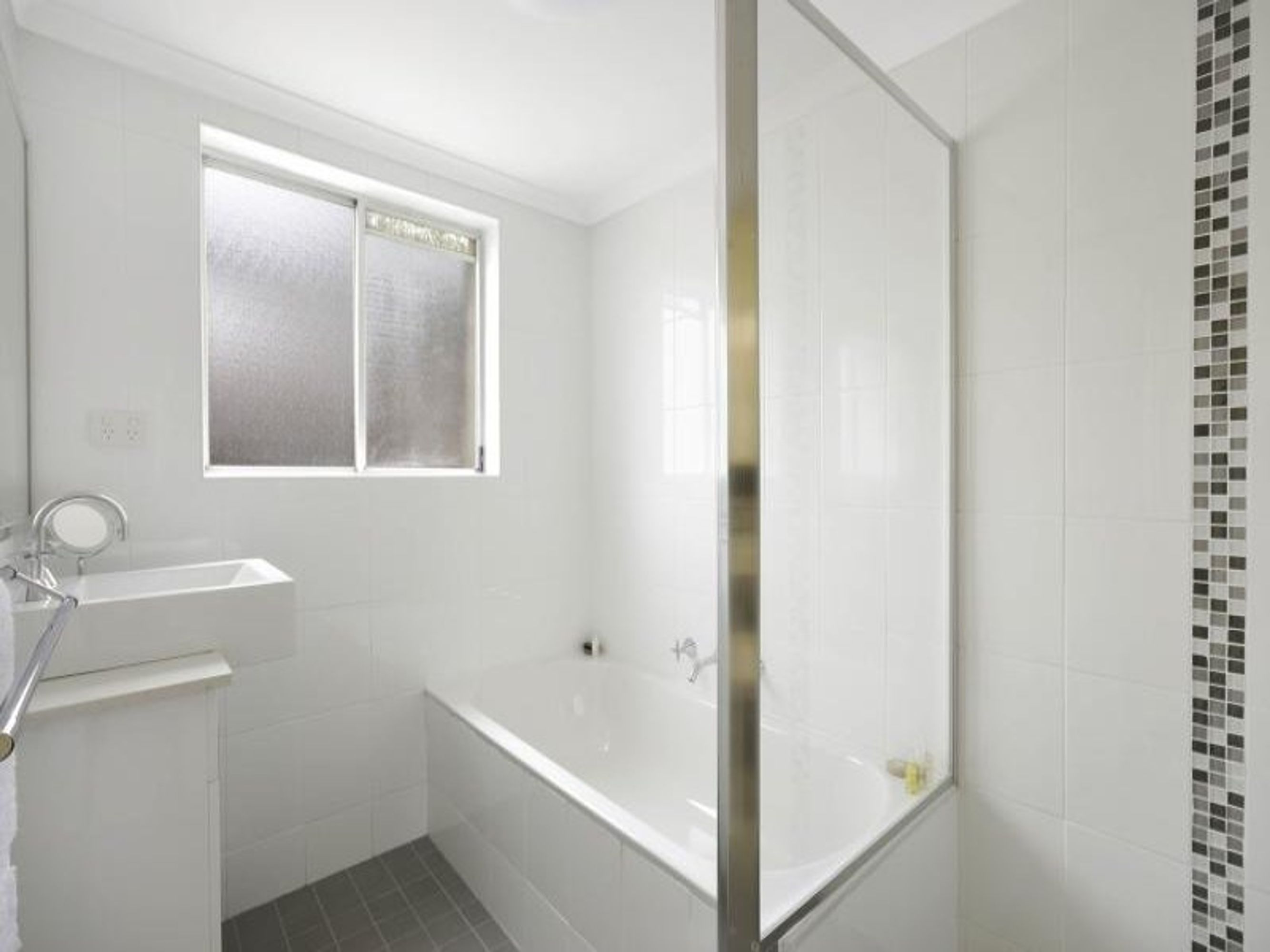 21 Gloucester Rd, Hurstville, Hurstville - Thumbnail 4