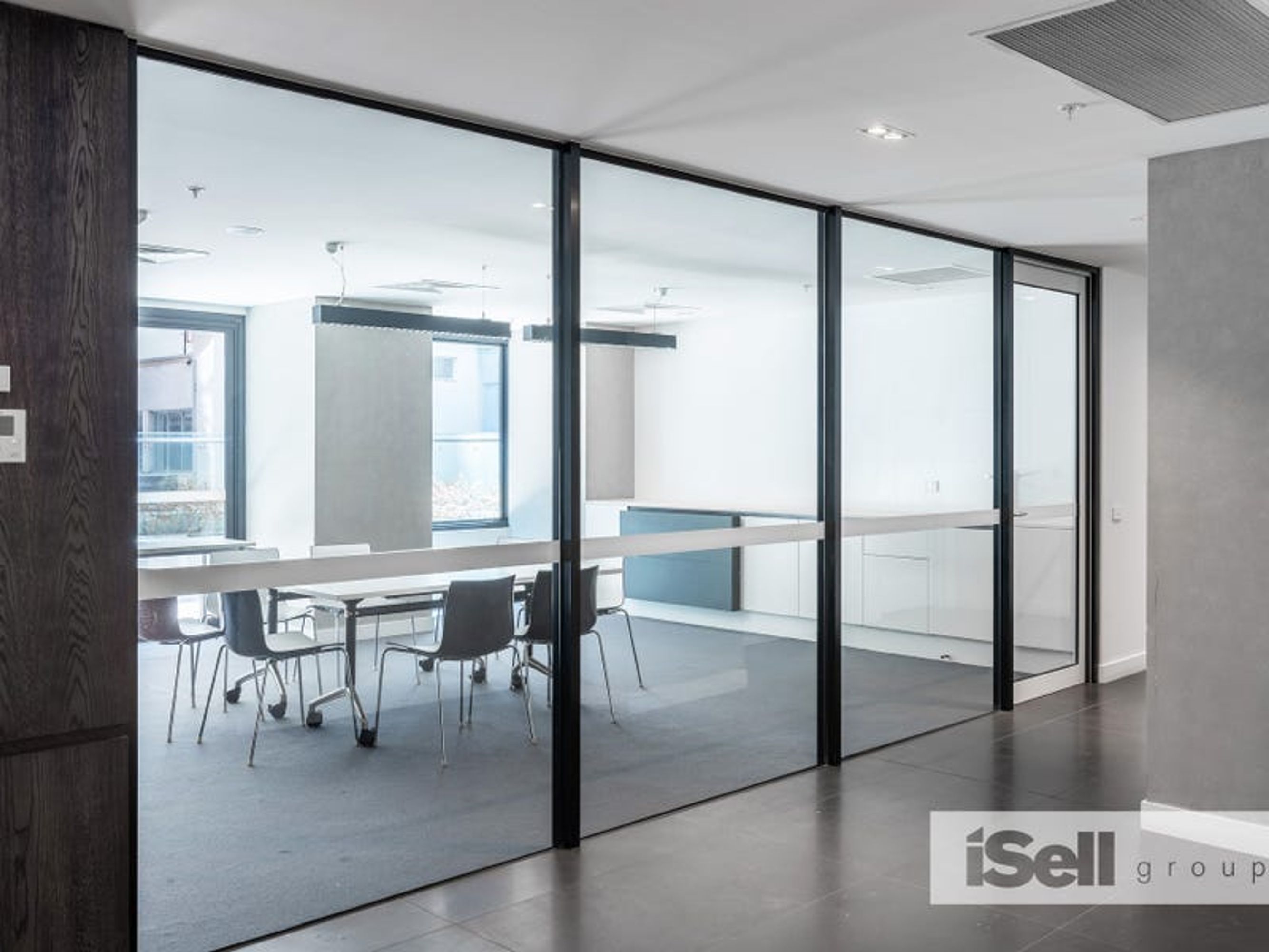 2013/199 William Street, Melbourne - Thumbnail 8