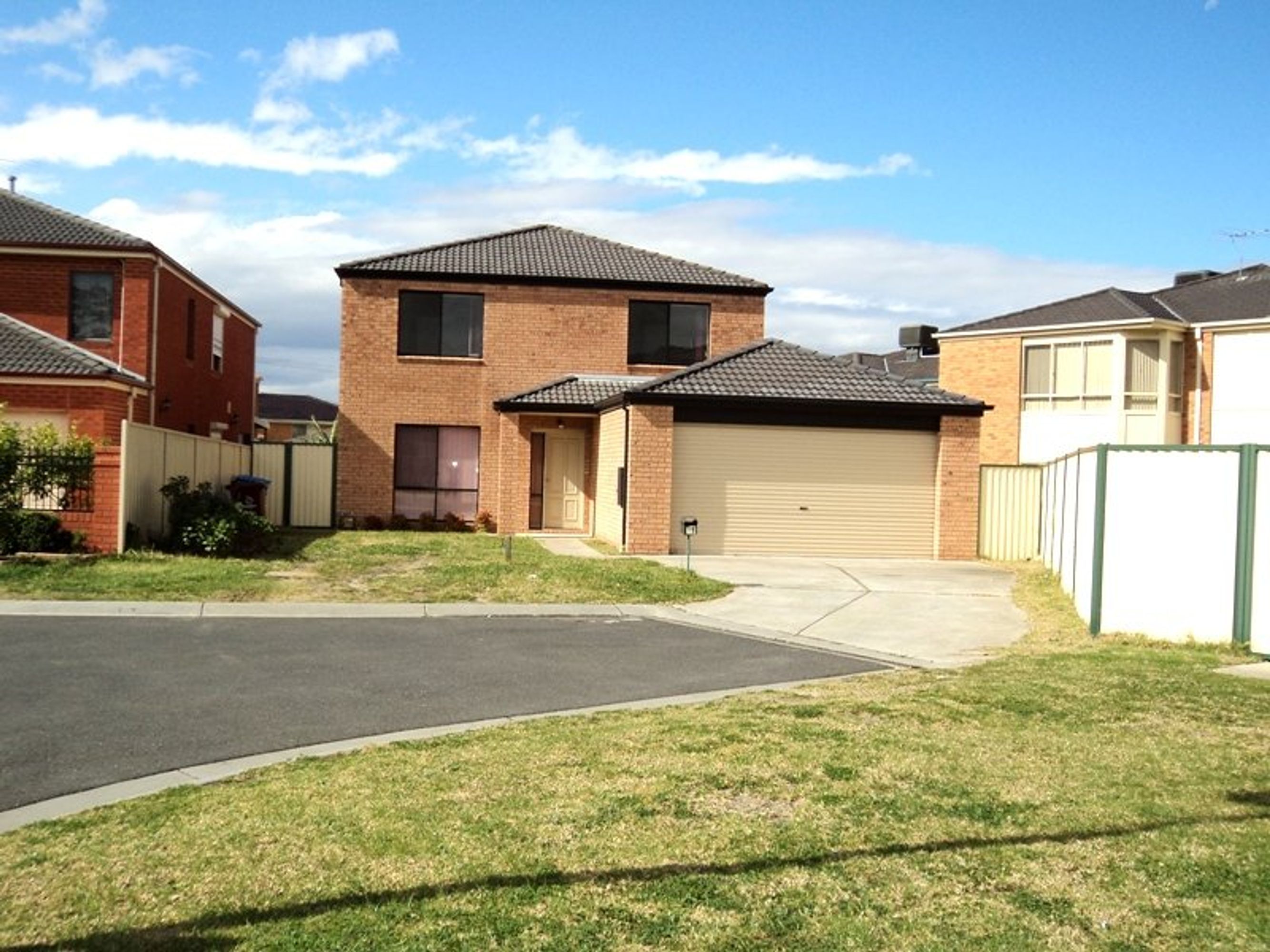 16 Jade Court
