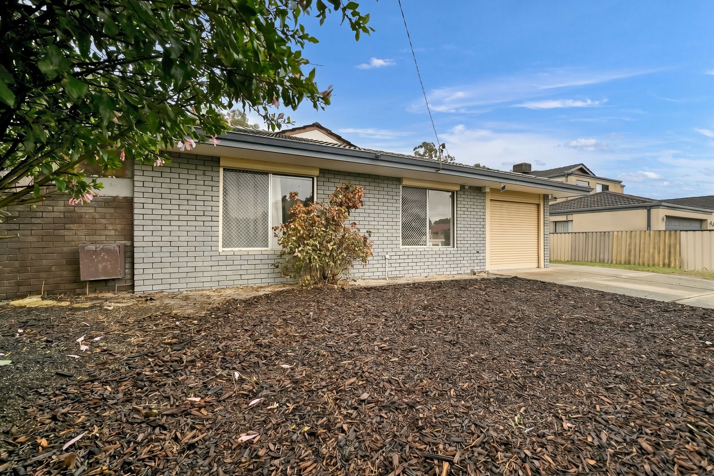 29 Woburn Way, Kelmscott, Kelmscott - Thumbnail 3
