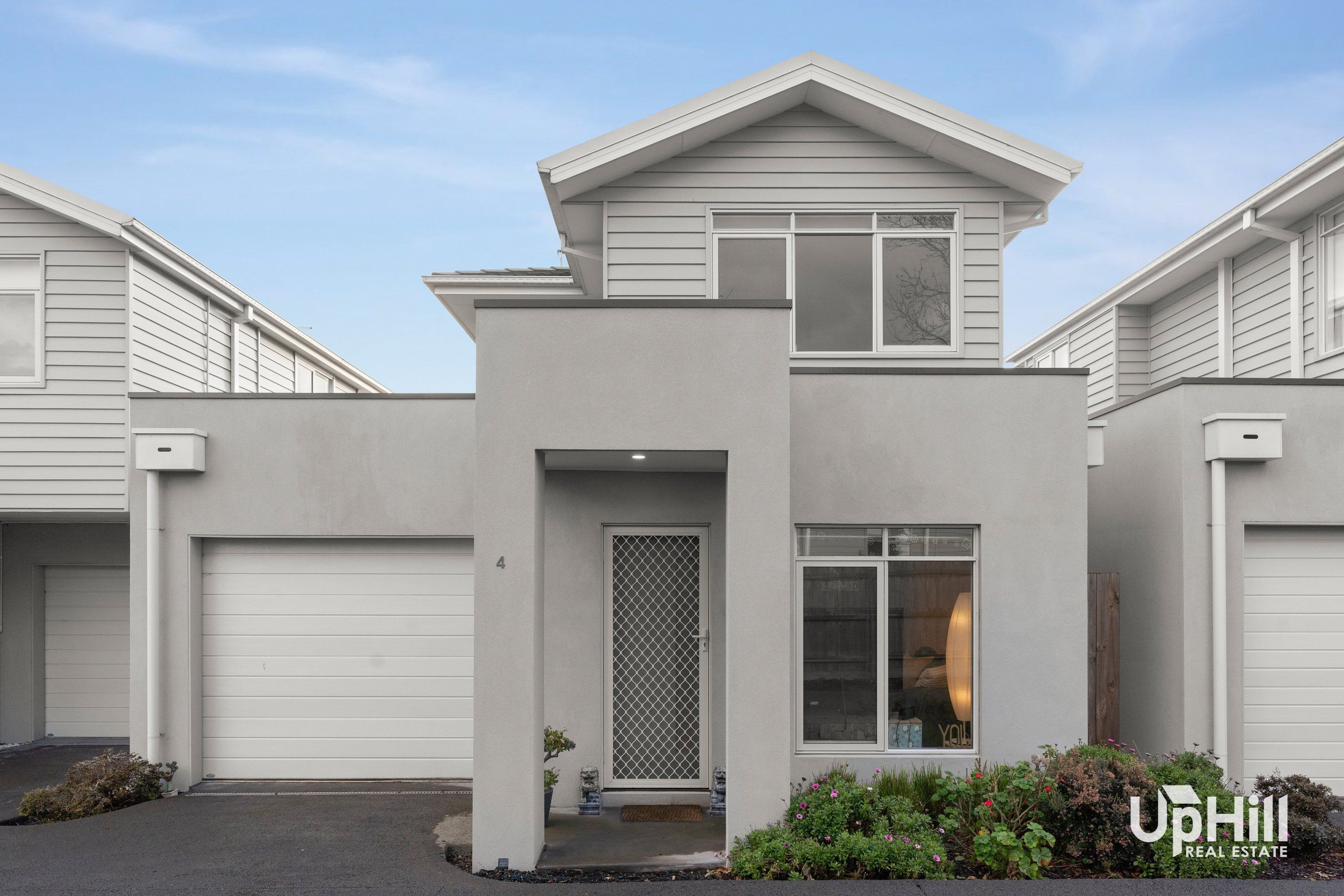 4 Sunnyoaks Lane, Hampton Park - Thumbnail 2