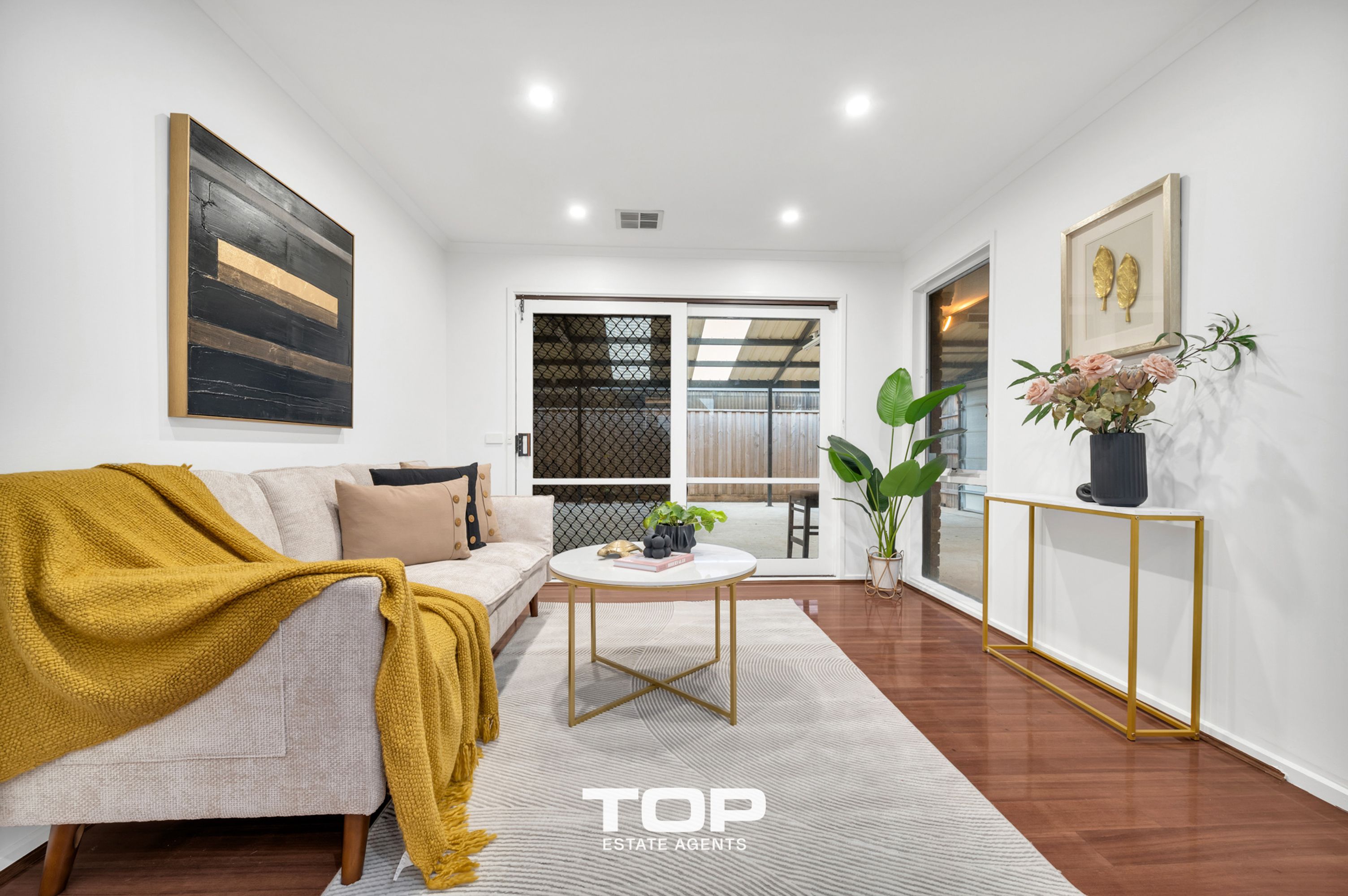 2 Christine Place, Cranbourne North - Thumbnail 4
