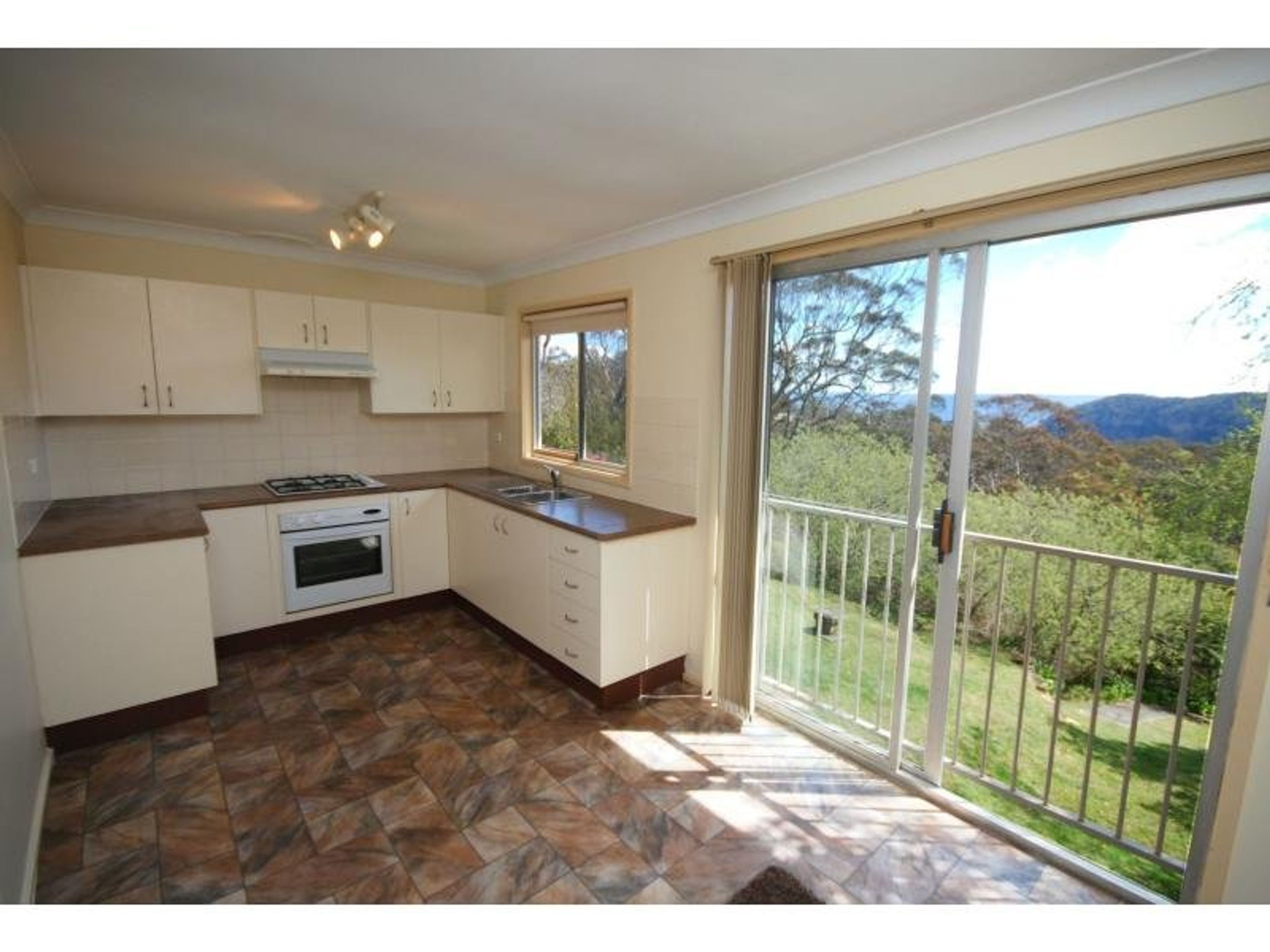 69 Narrow Neck Road, Katoomba - Thumbnail 4