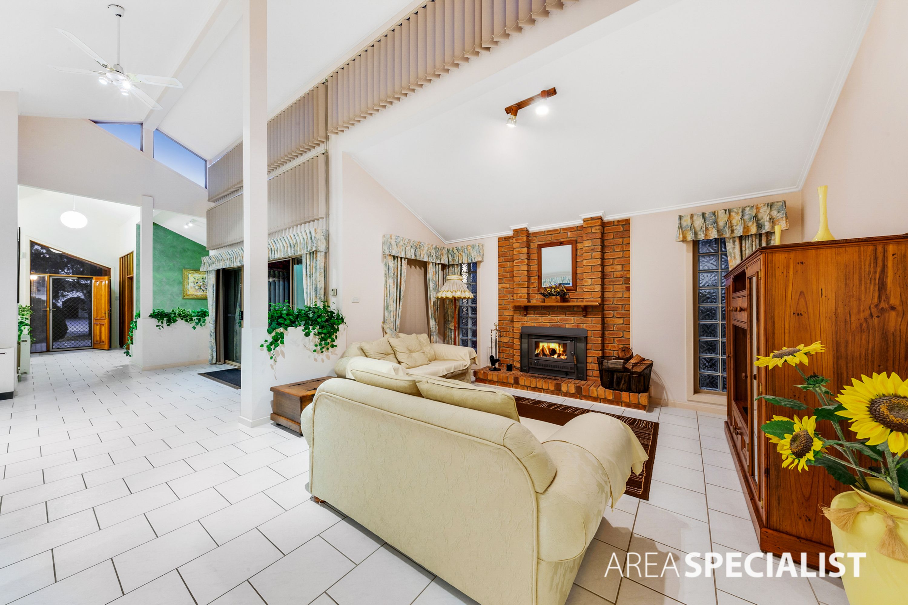 24 Bond Drive, Taylors Lakes VIC 3038, Taylors Lakes - Thumbnail 8