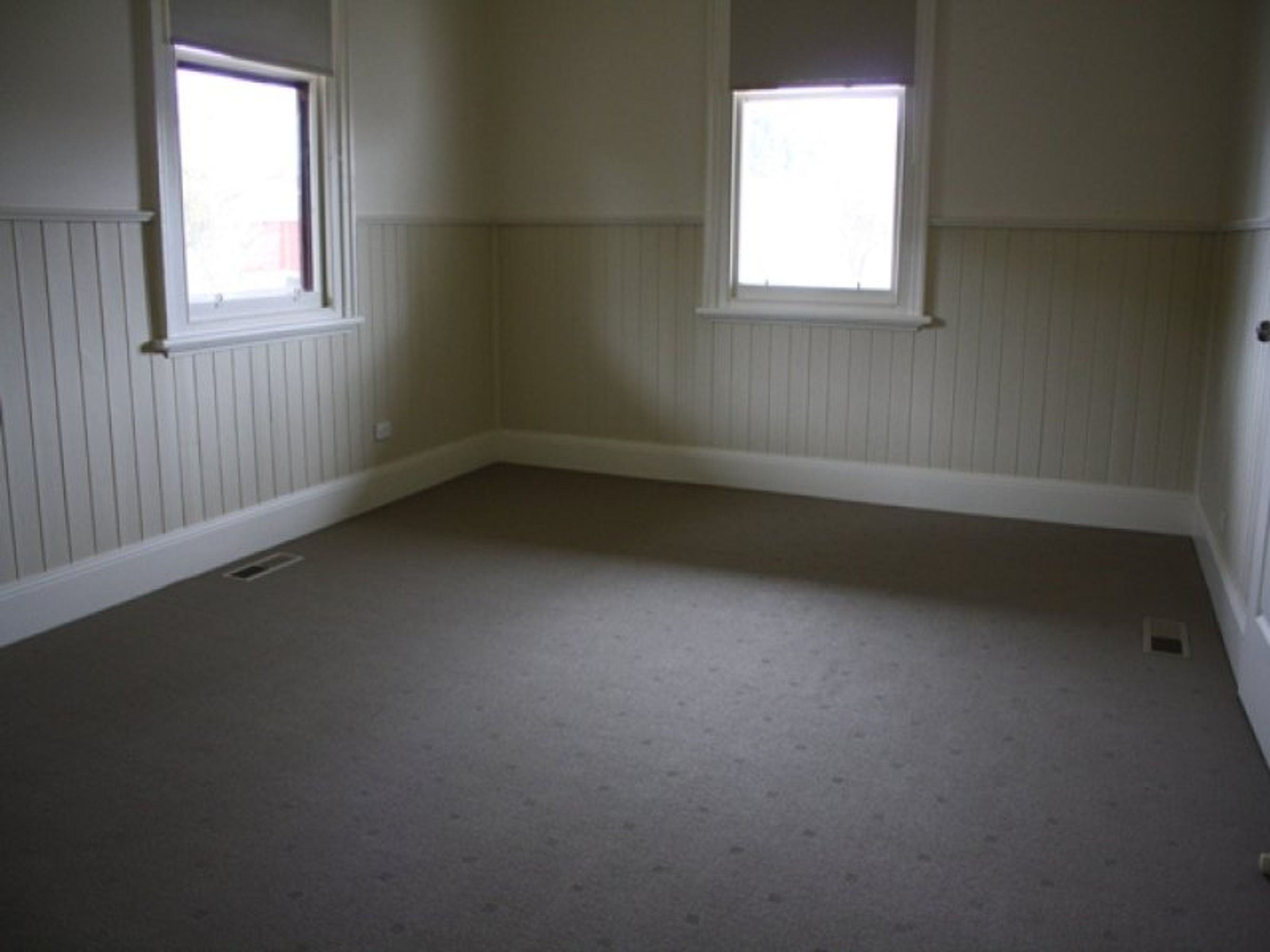 2 Burgess Street, Horsham, VIC 3400, Horsham - Thumbnail 2
