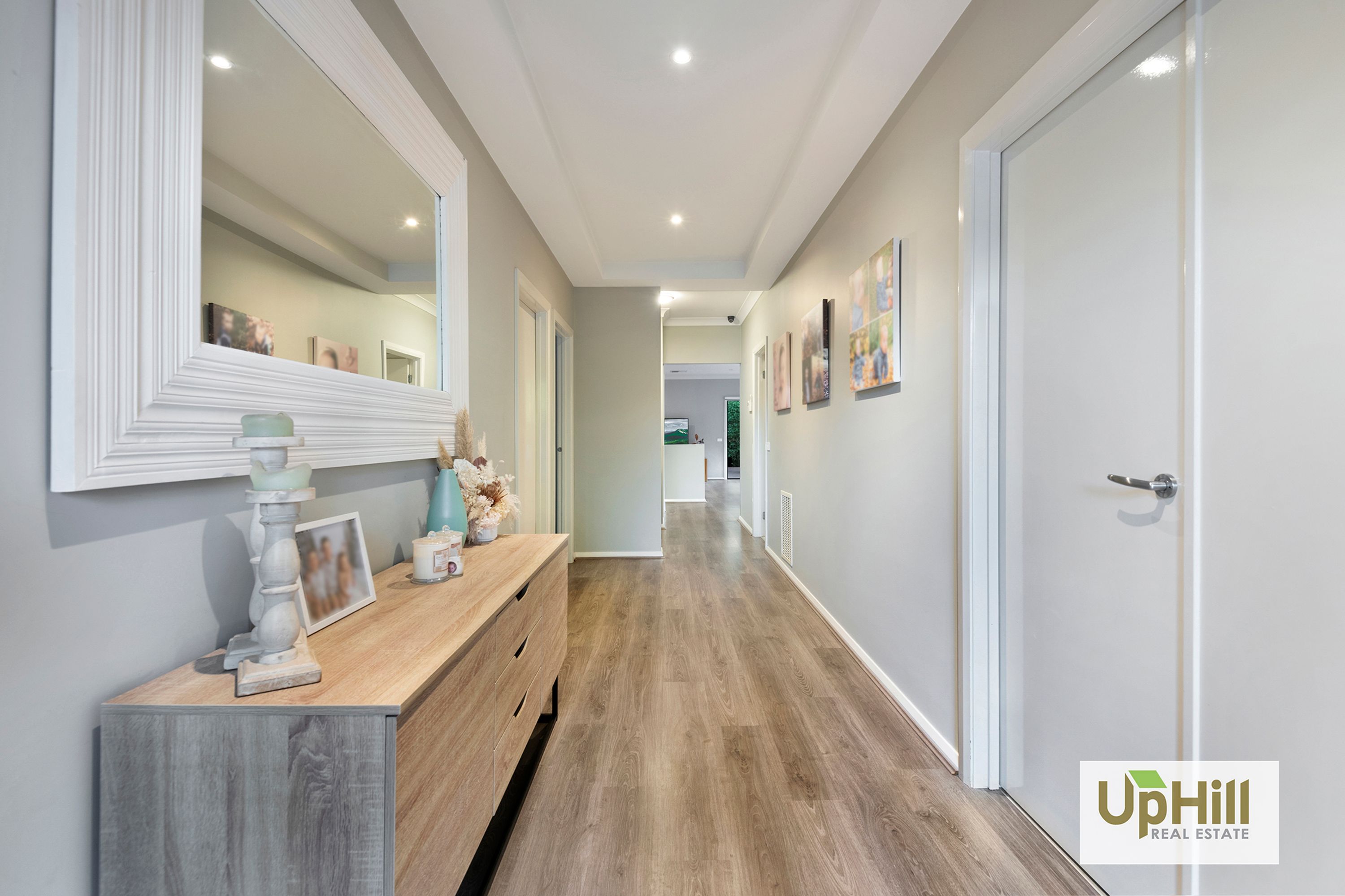 33 Hill Farm Drive, Clyde - Thumbnail 2
