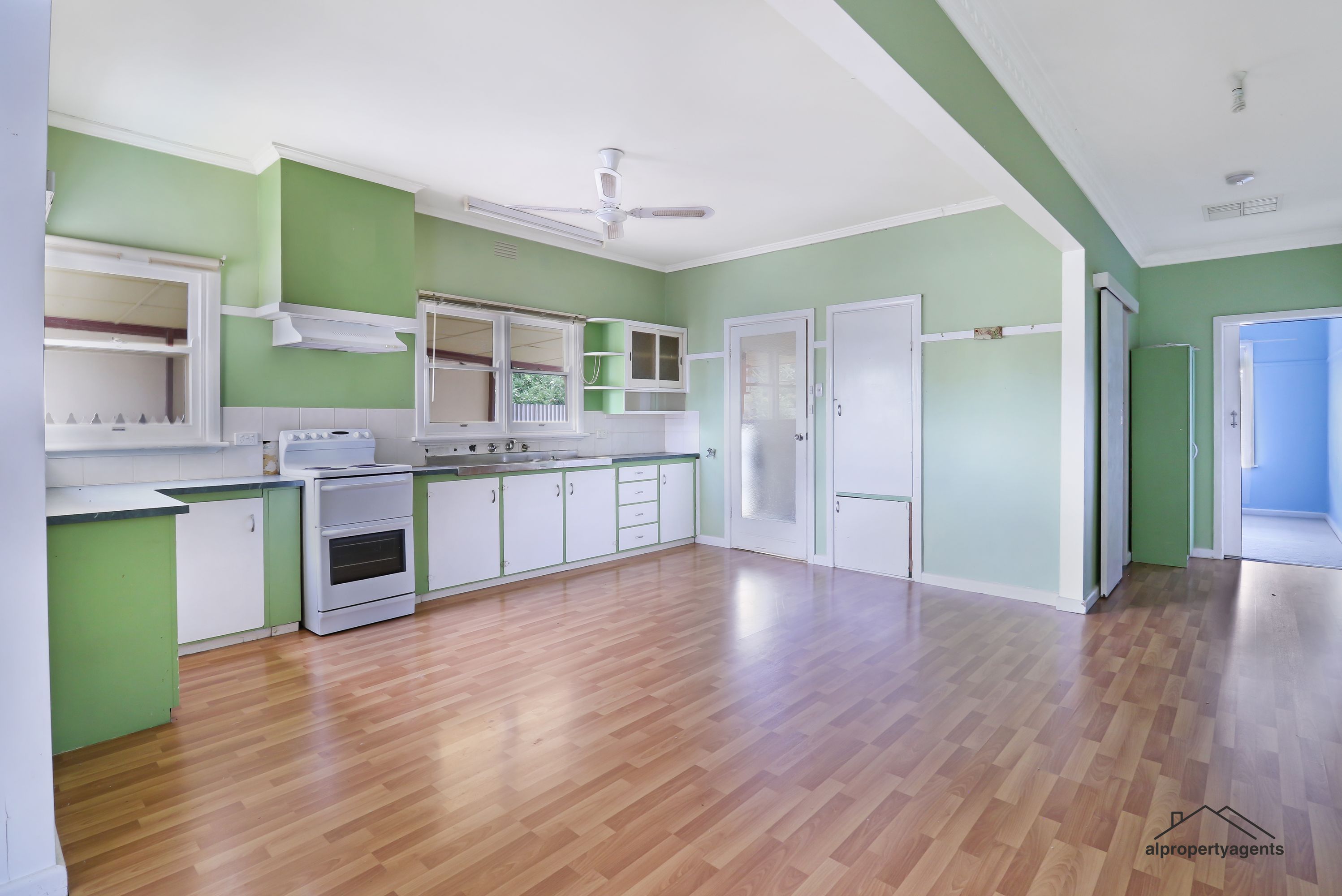 33 Wavell Street, Horsham VIC 3400, Horsham - Thumbnail 4