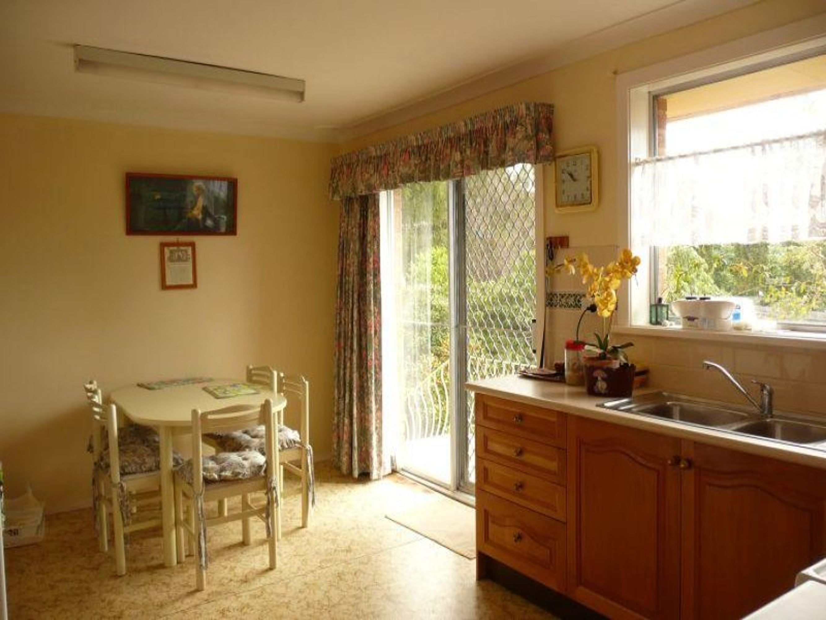 4 Raymond Rd, Katoomba - Thumbnail 2