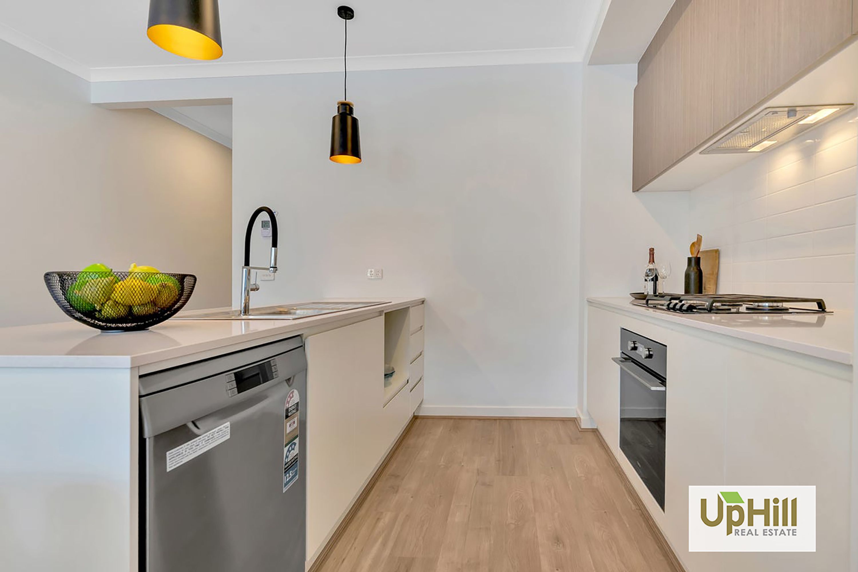 52 Hillview Drive, Carrum Downs - Thumbnail 5