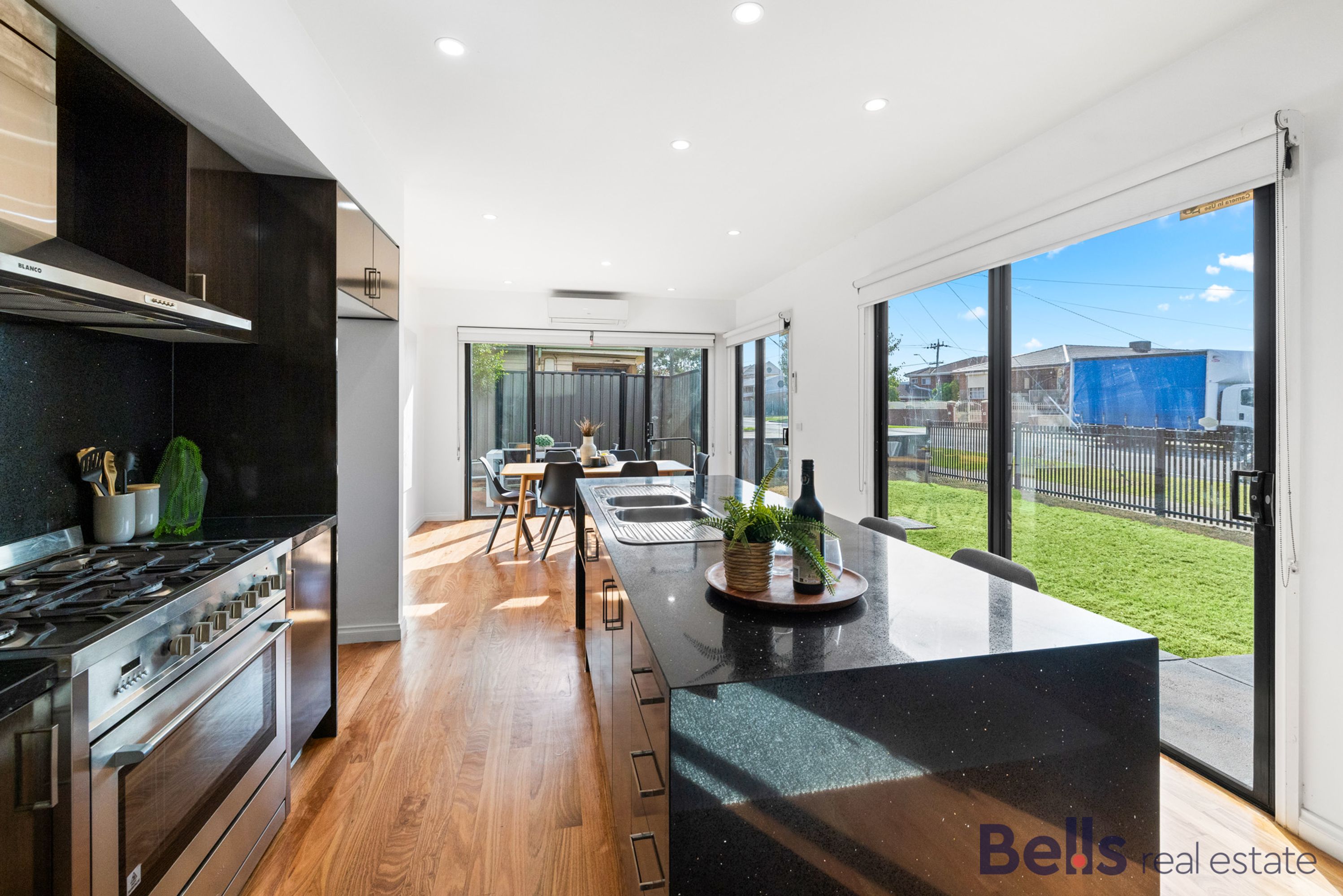 56 Suffolk Road, Sunshine North, VIC 3020, Sunshine North - Thumbnail 4